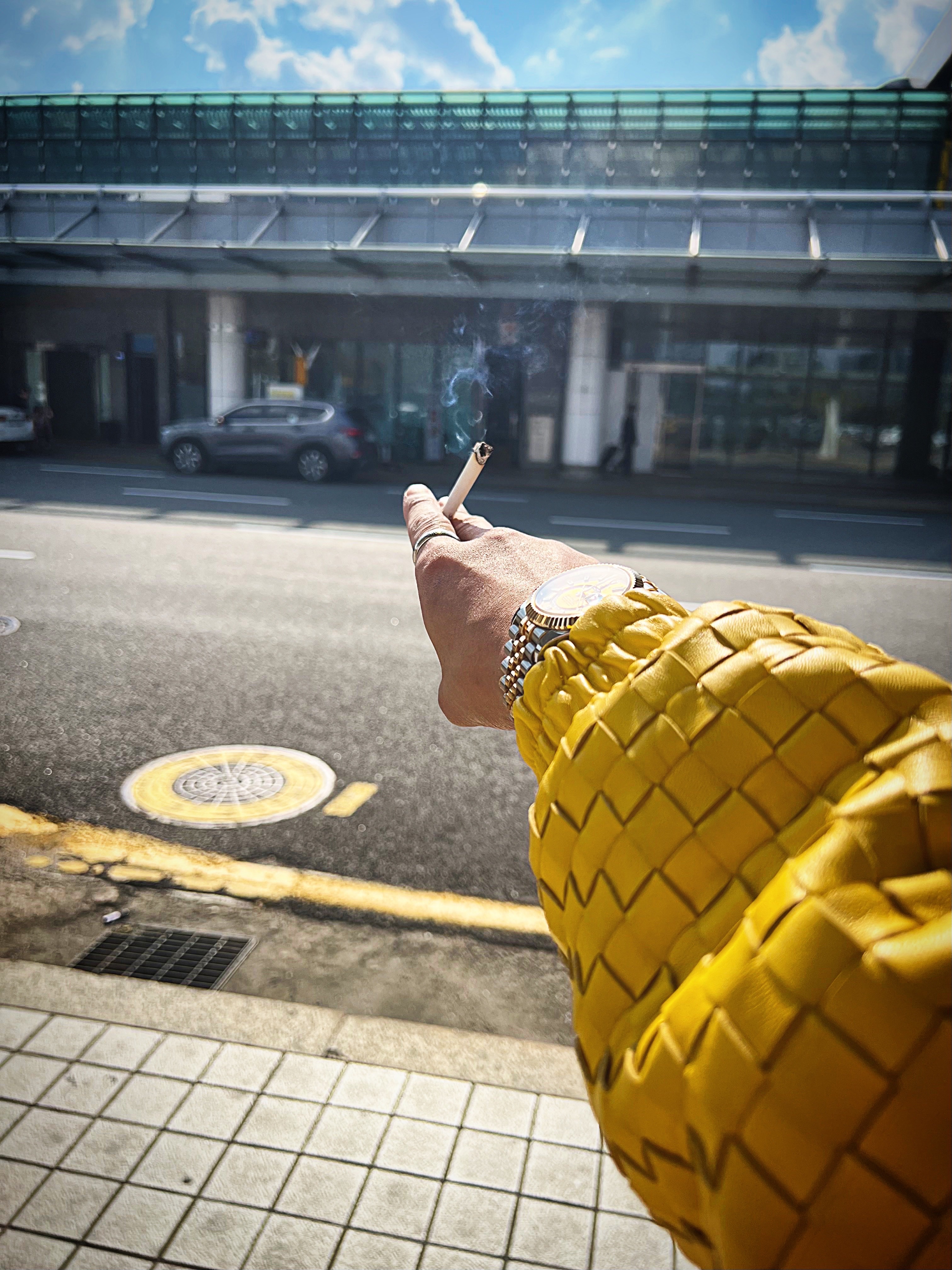 Supreme Woven Leather Varsity Jacket Yellow - 23FW, Supreme Mark Leckey Hardcore Printed Corduroy Shirt Multicolor - 23FW 착용 스타일 - 3