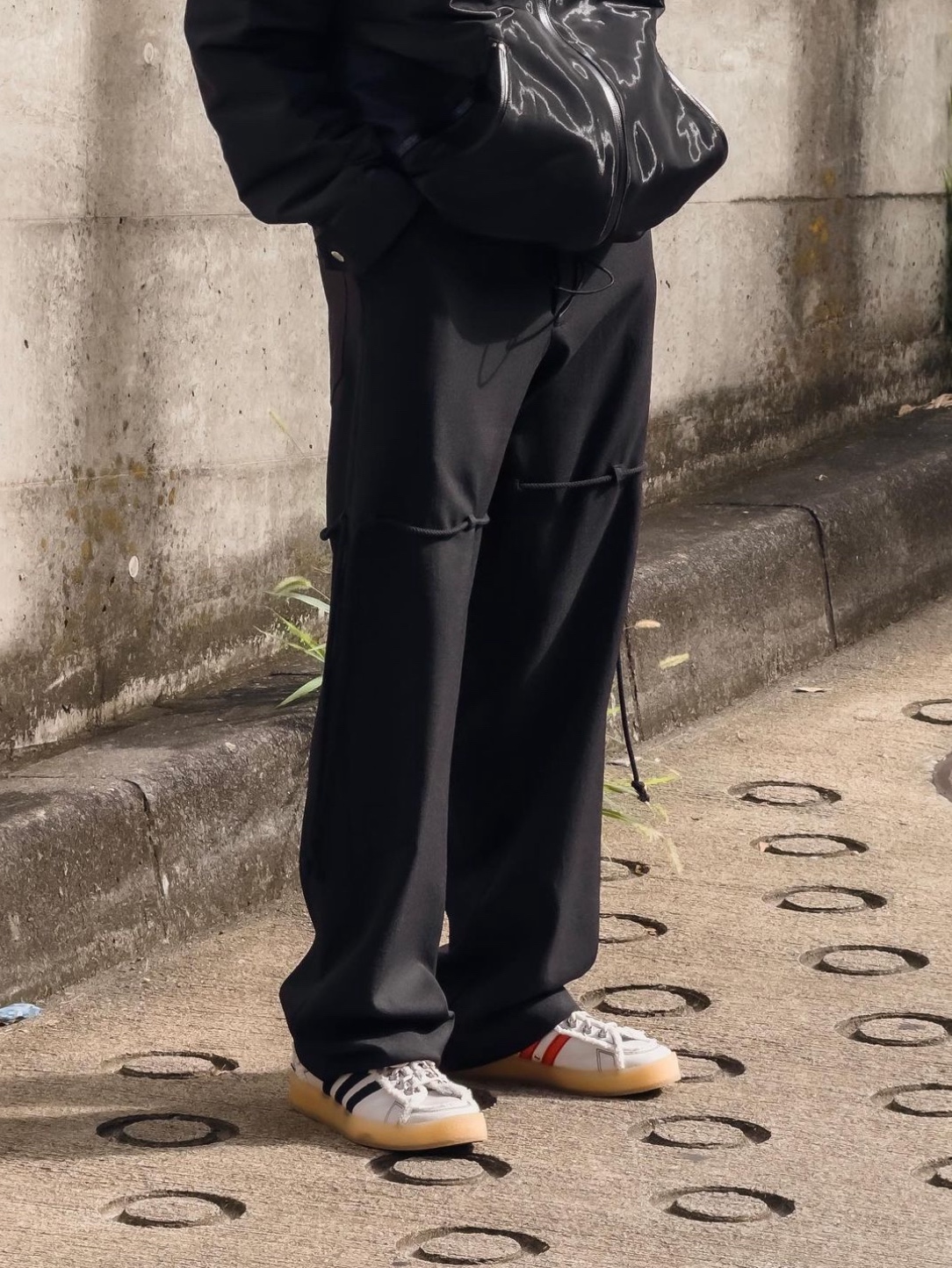 Adidas x Song for the Mute Campus 80s Bliss Core Black 착용 스타일 - 4
