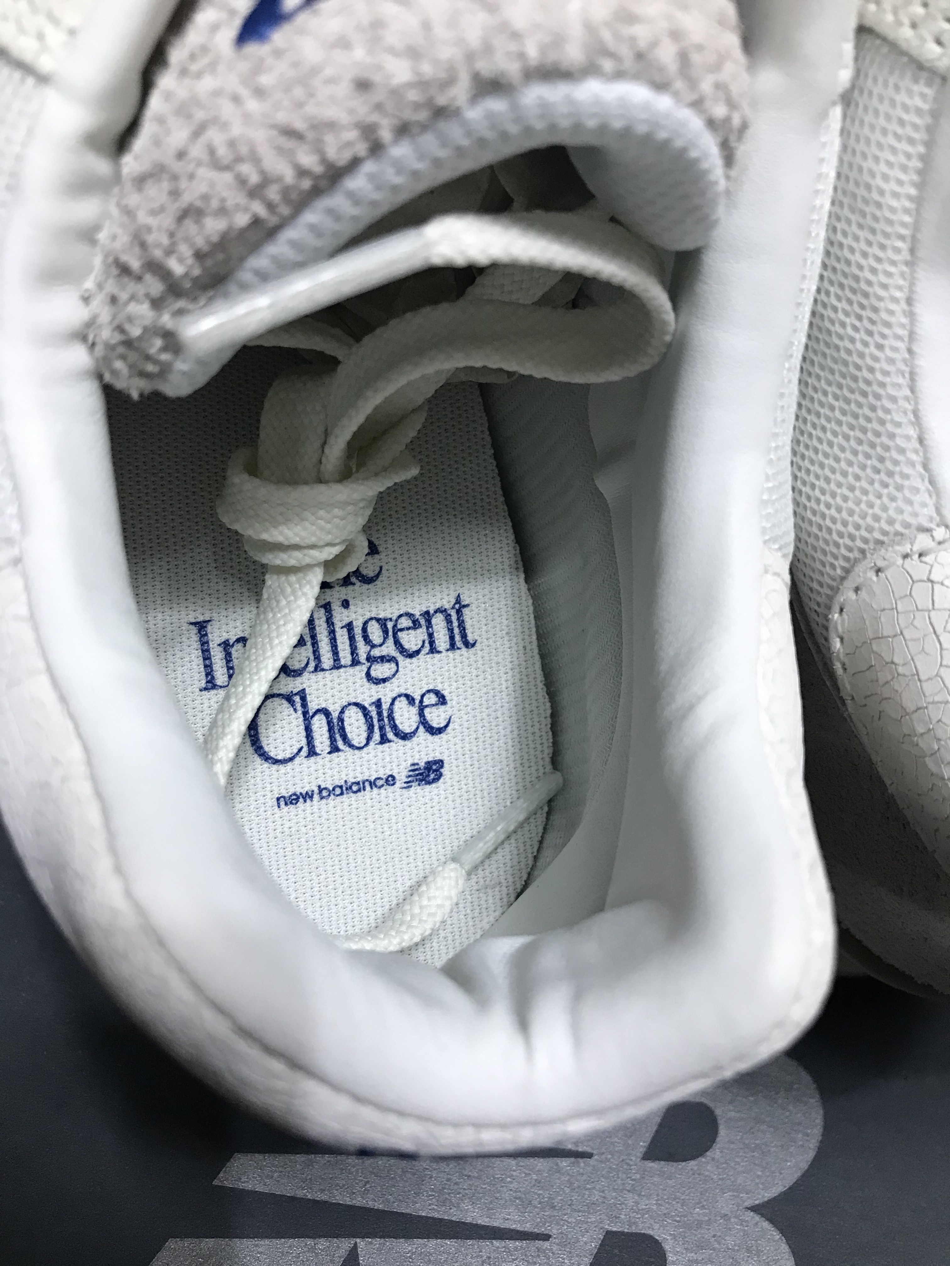 New Balance x Recto 574 Ash Cream Legacy 착용 스타일 - 2