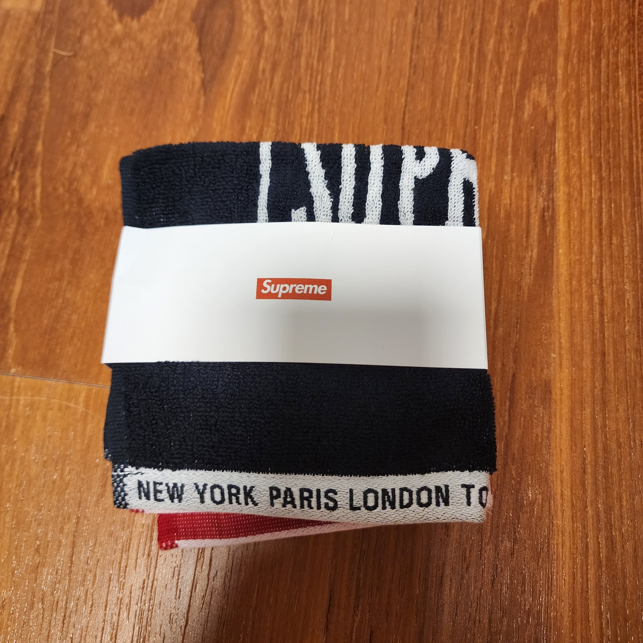 Supreme Square Mini Towels Multicolor (Set of 2) - 23FW 착용 스타일 - 3