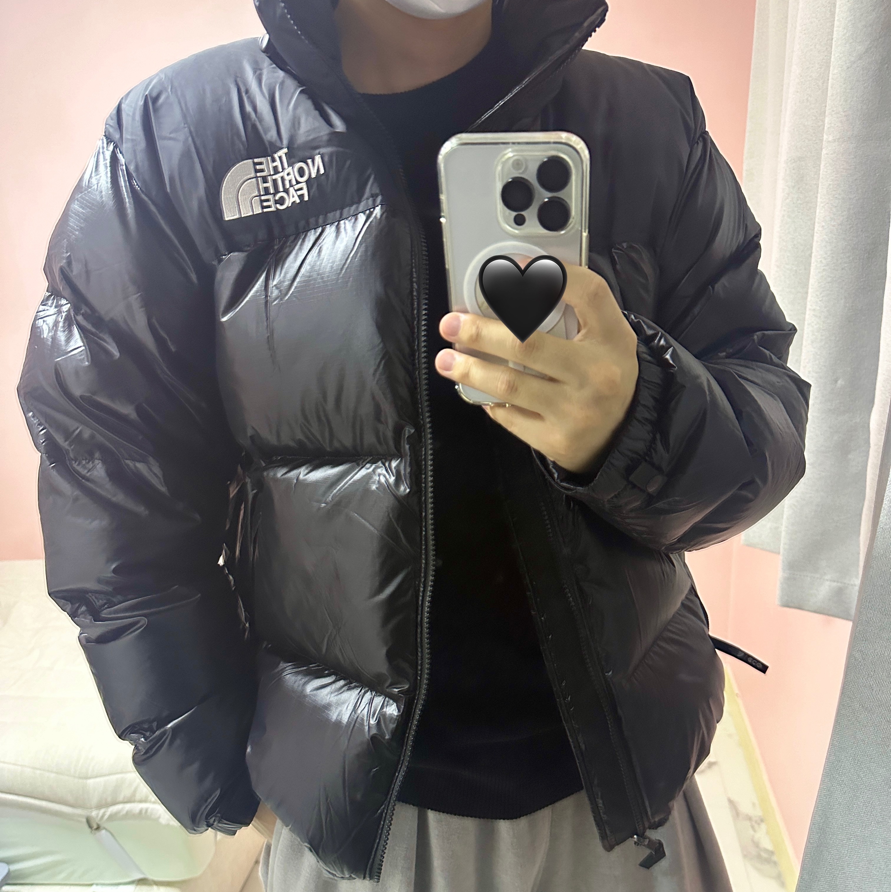The North Face 1996 Eco Nuptse Jacket Real Black 착용 스타일