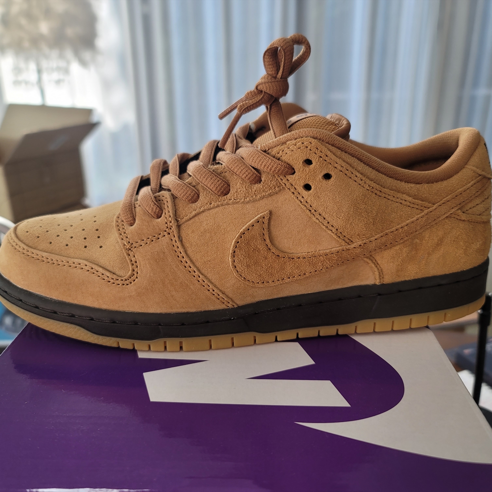 Nike SB Dunk Low Pro Wheat 2023 착용 스타일