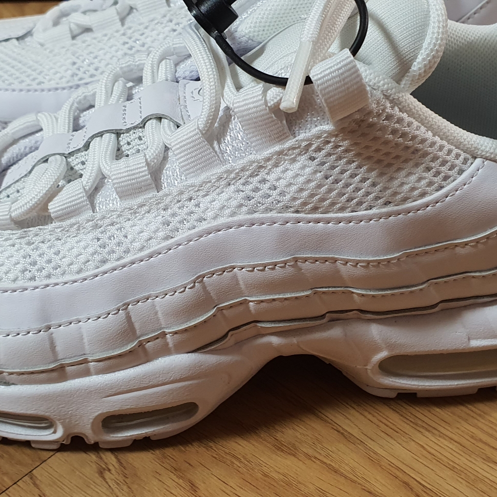 (W) Nike Air Max 95 Next Nature White 착용 스타일 - 2