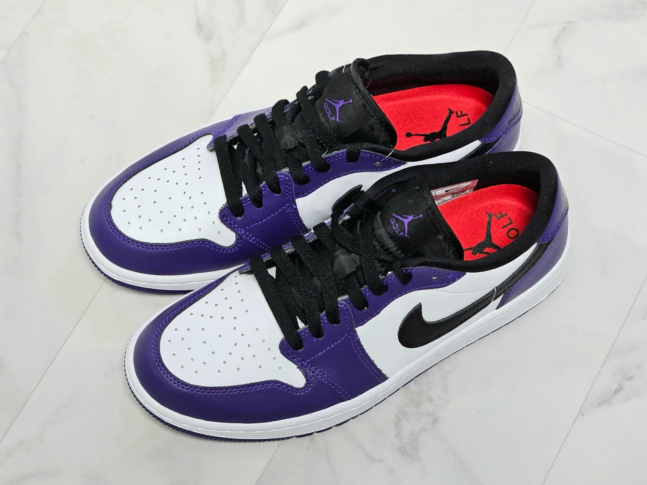 Jordan 1 Low Golf Court Purple 착용 스타일 - 3