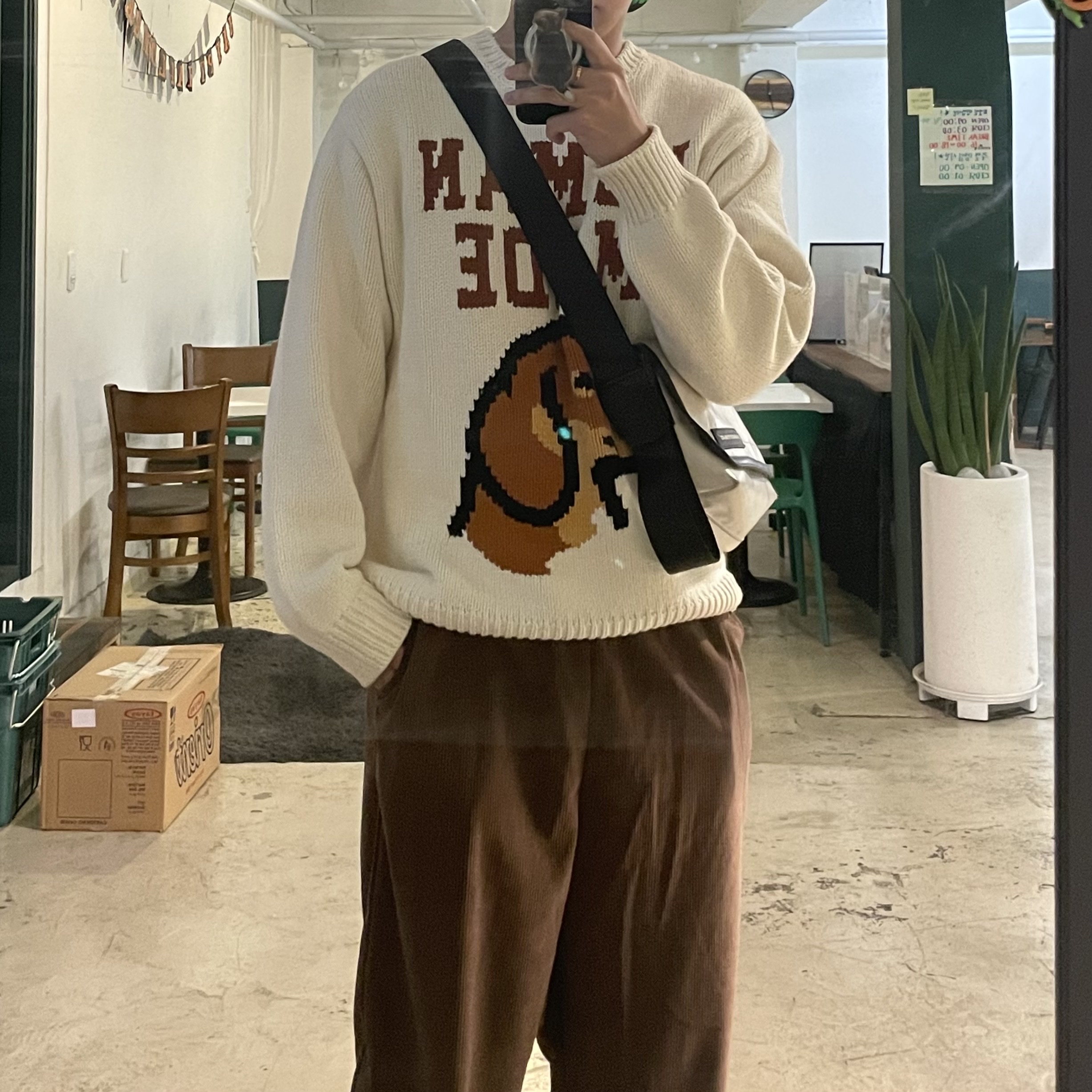 Human Made Dachs Knit Sweater White 착용 스타일