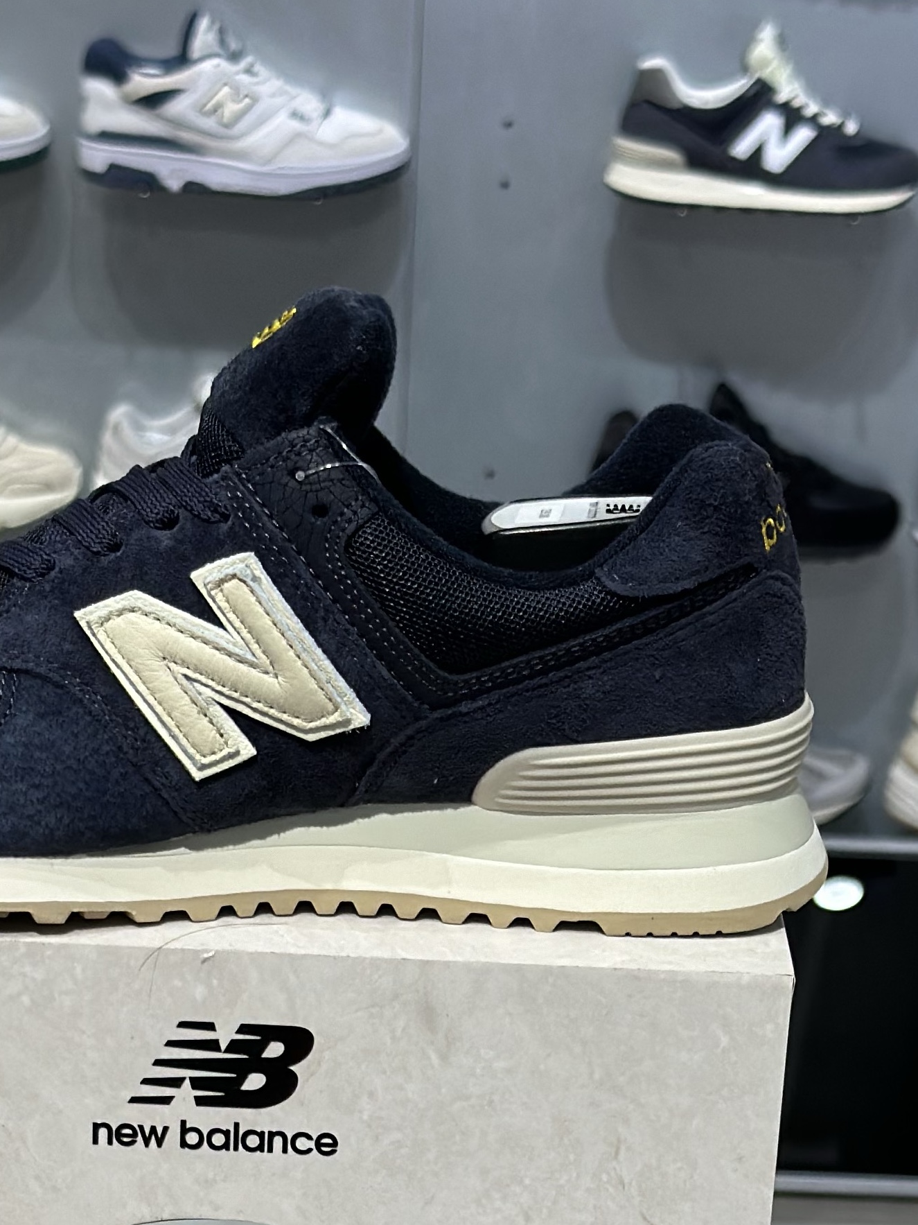 New Balance x Recto 574 Faded Navy Classic 착용 스타일 - 2
