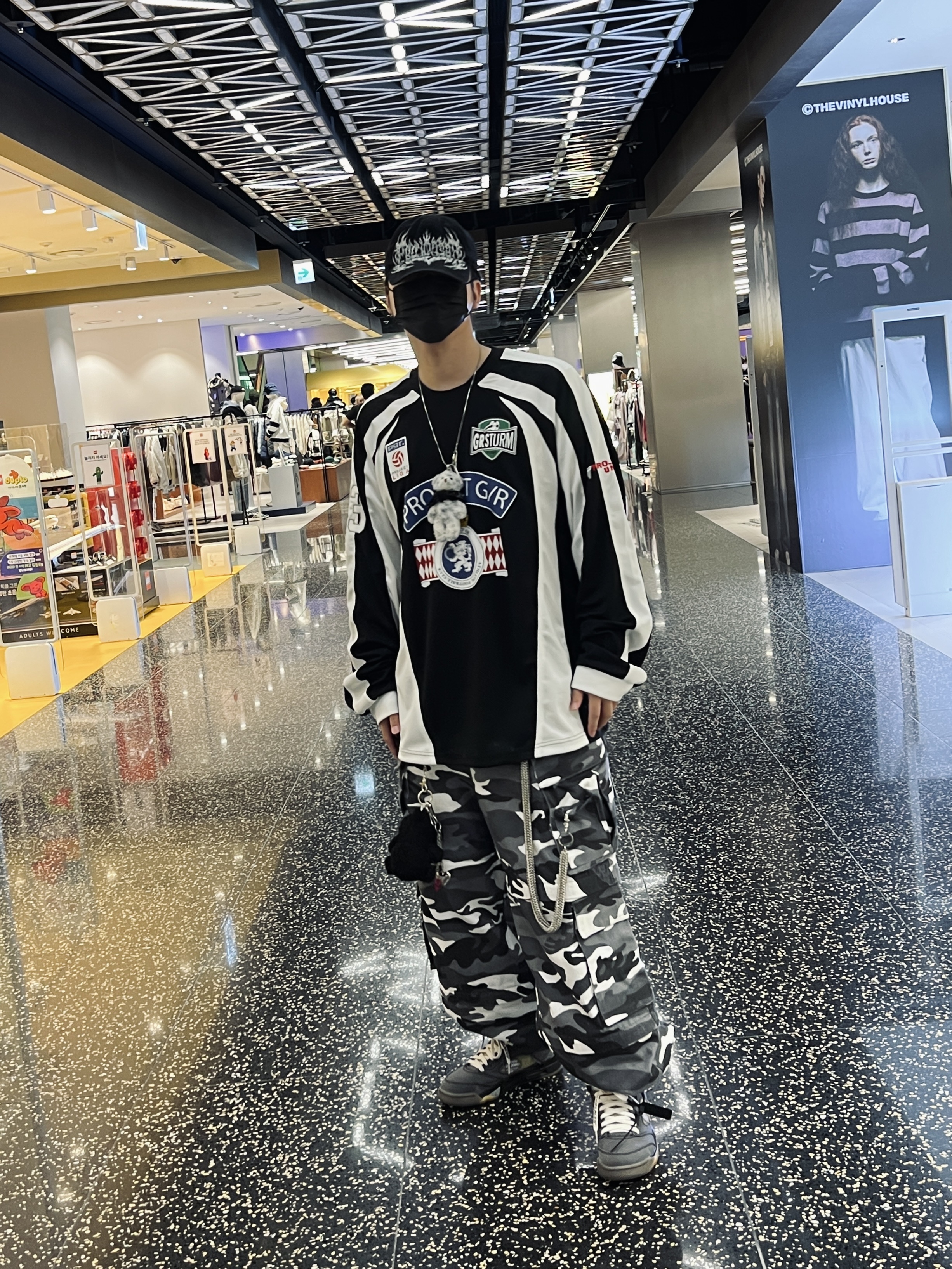 Project G/R Metalic Logo Cap Black, Project G/R Long Sleeve Football Jersey Black 착용 스타일 - 1
