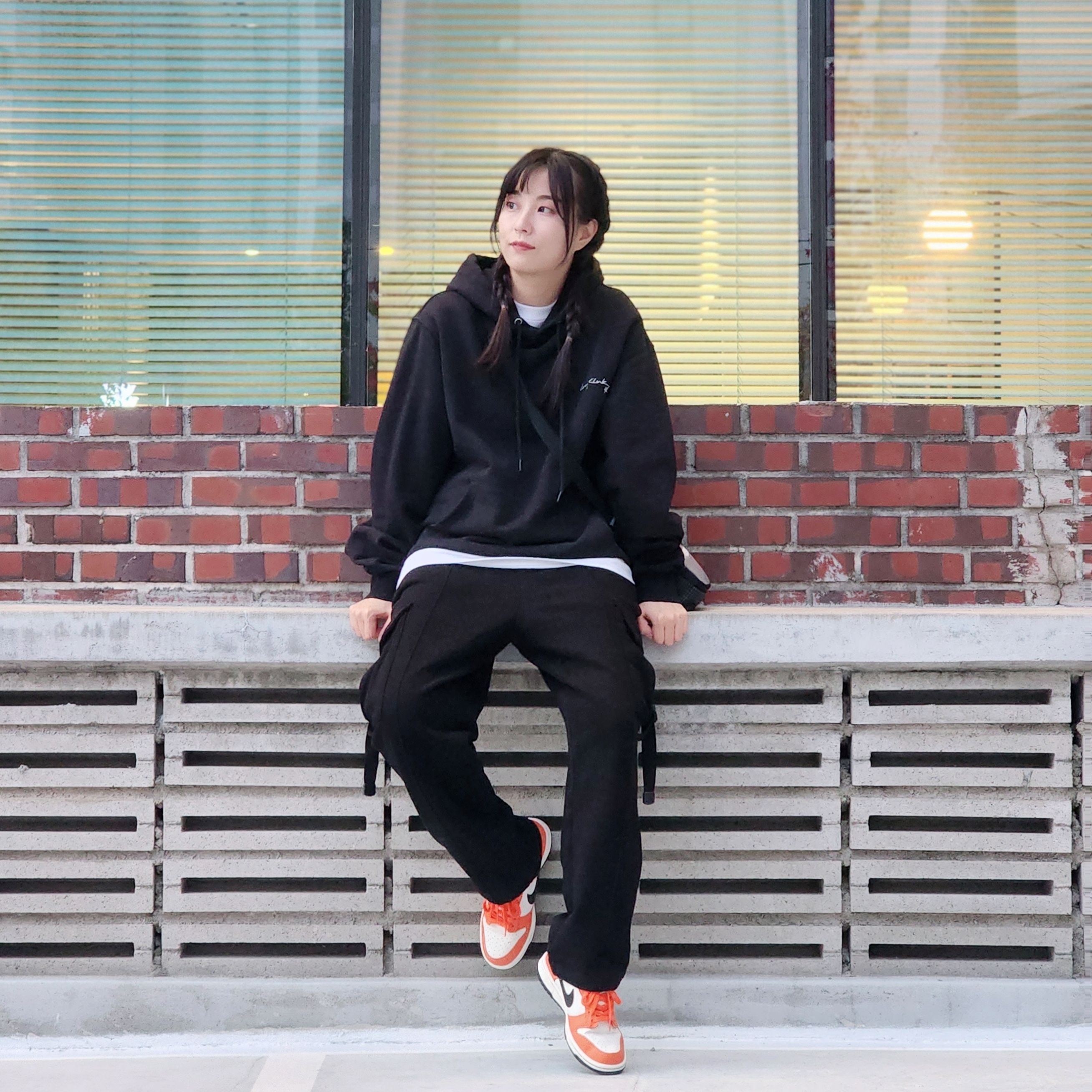 (GS) Nike Dunk Low Safety Orange 착용 스타일 - 2
