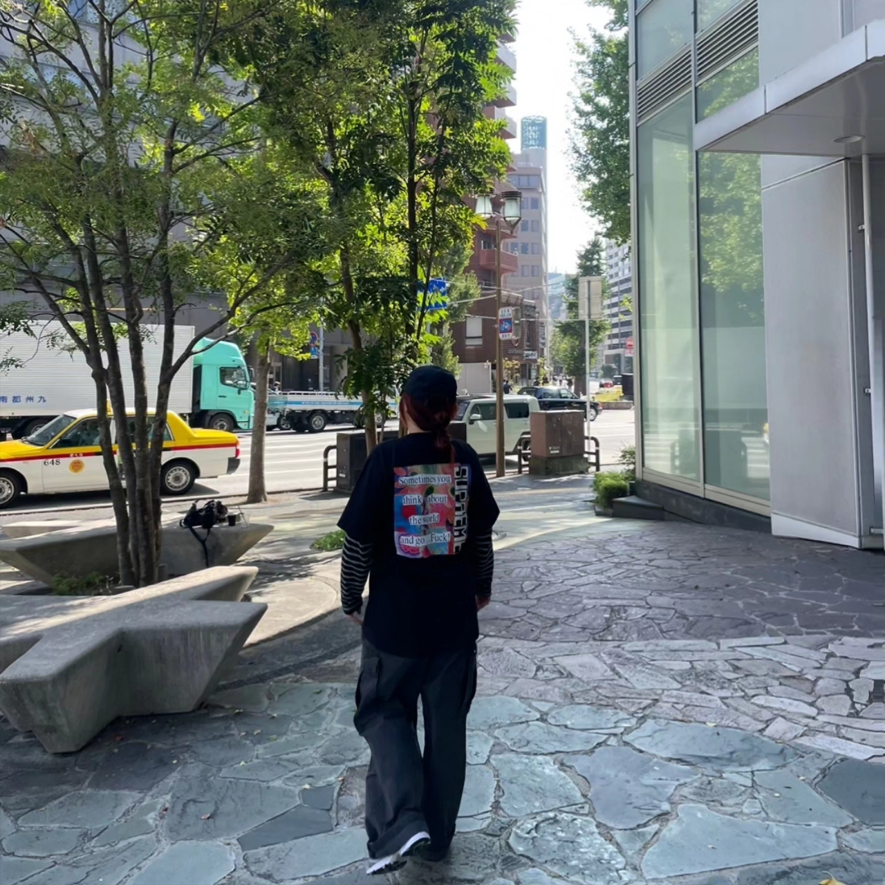 Supreme Static T-Shirt Black - 23FW, Supreme Gore-Tex Long Bill Camp Cap Black - 21SS 착용 스타일 - 3