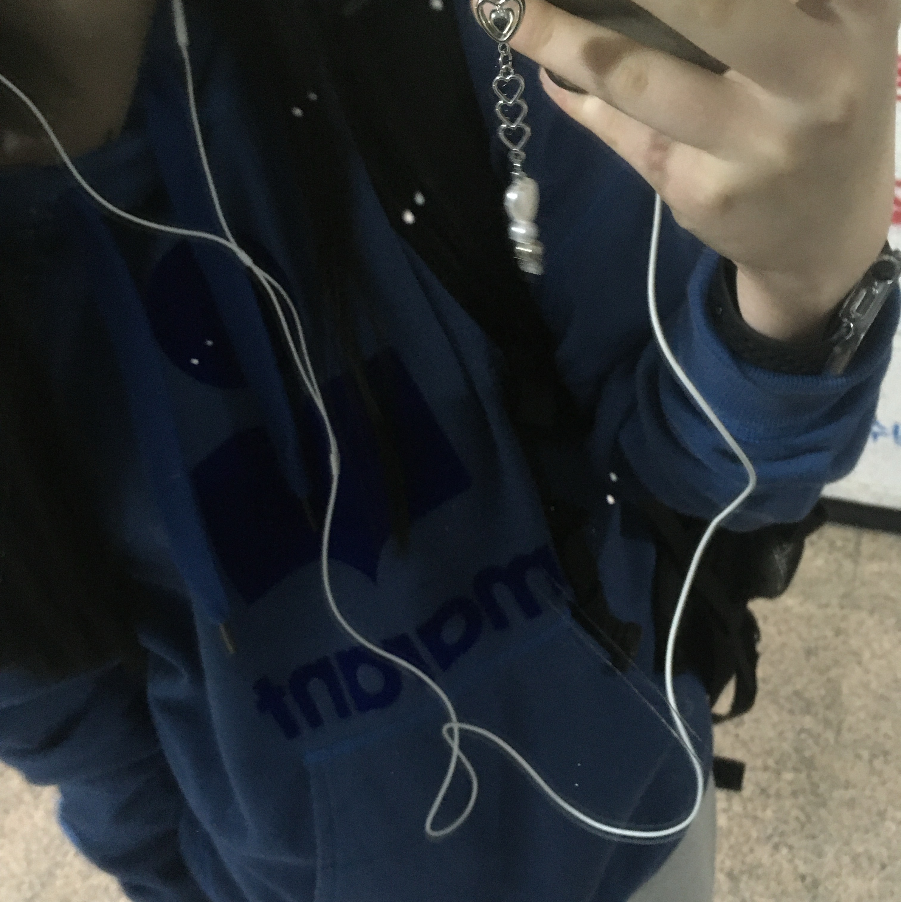 Isabel Marant Miley Hoodie Blue - 22SS 착용 스타일