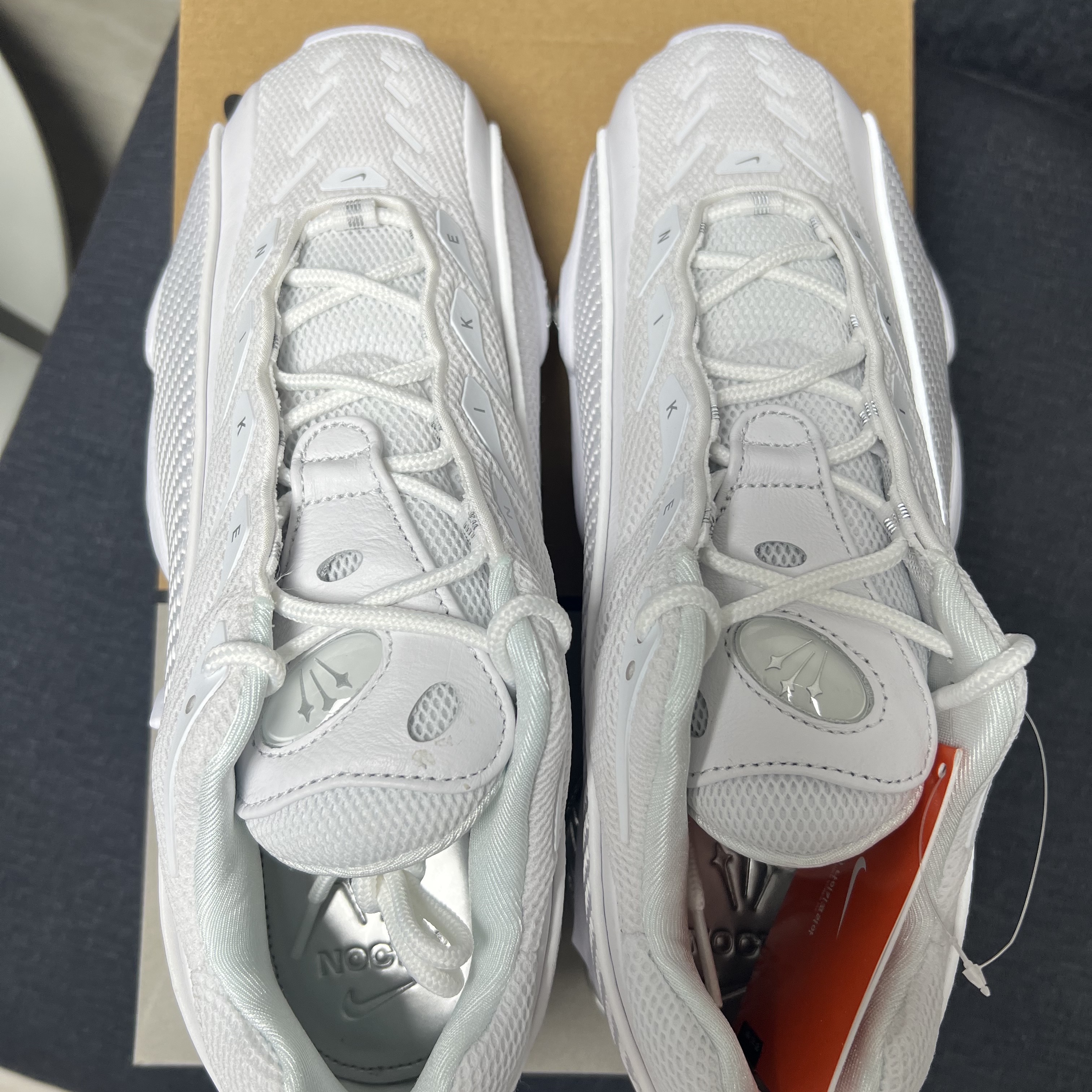 Nike x Drake Nocta Glide Triple White 착용 스타일 - 1