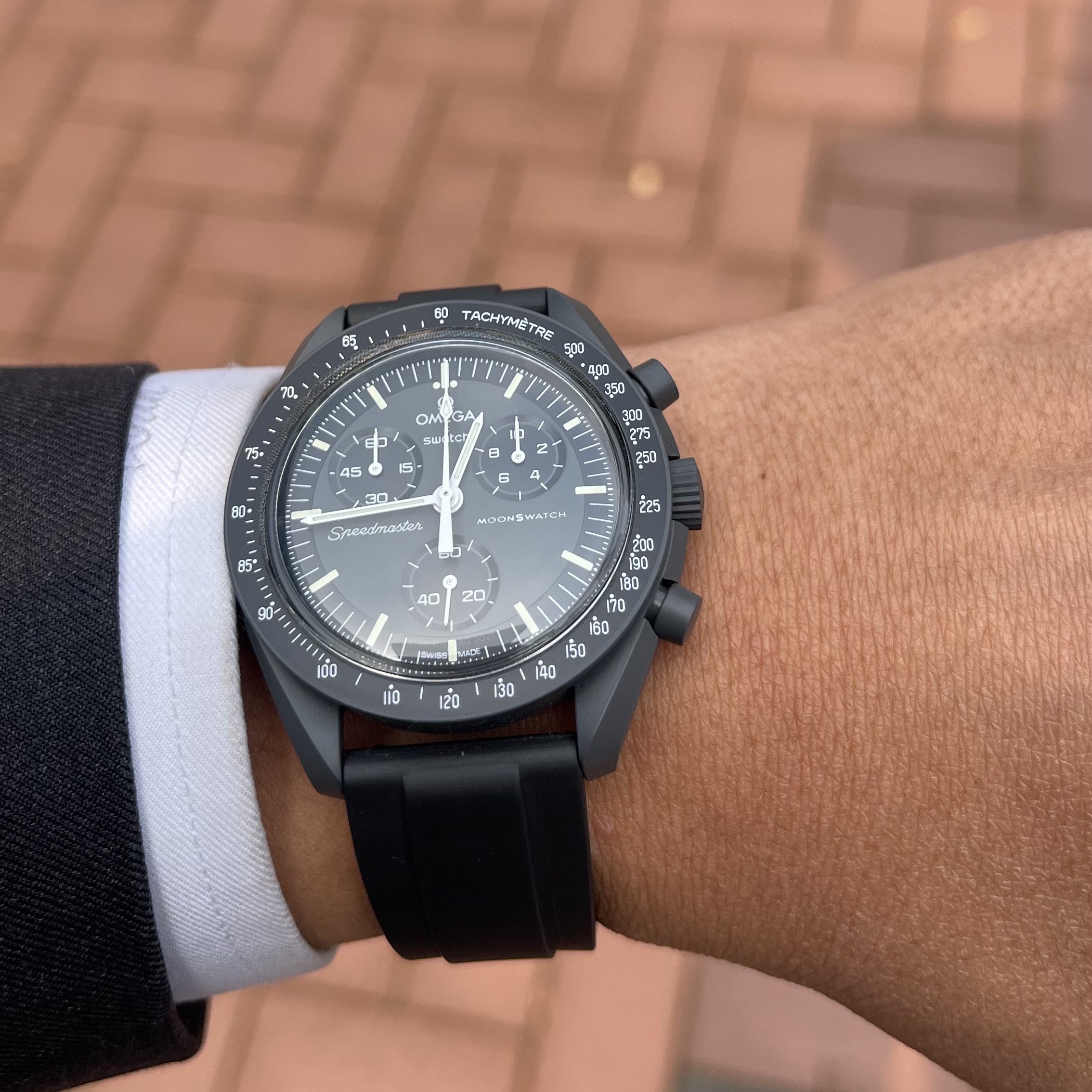 Swatch x Omega Bioceramic MoonSwatch Mission To Mercury 착용 스타일