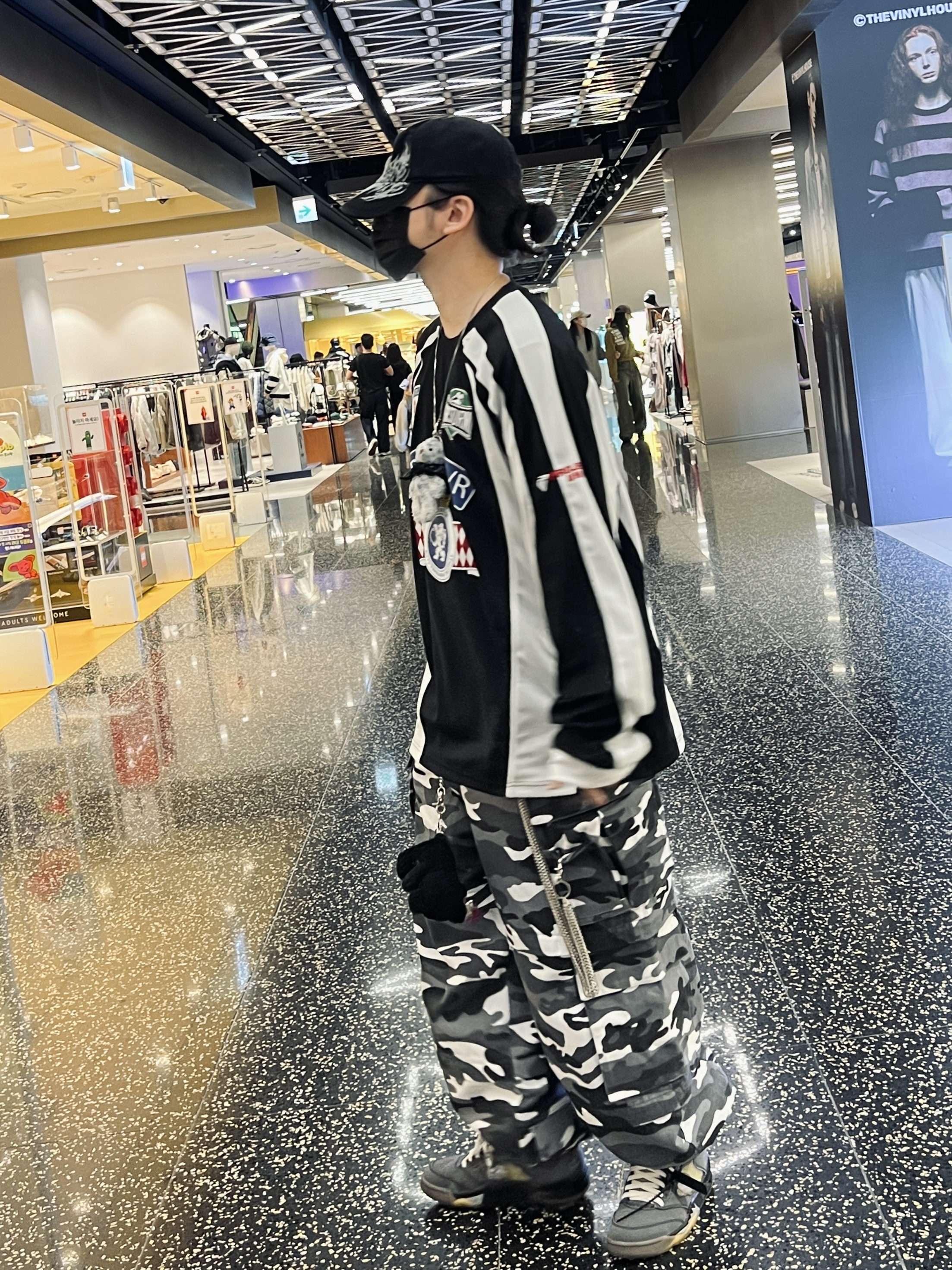 Project G/R Metalic Logo Cap Black, Project G/R Long Sleeve Football Jersey Black 착용 스타일 - 2