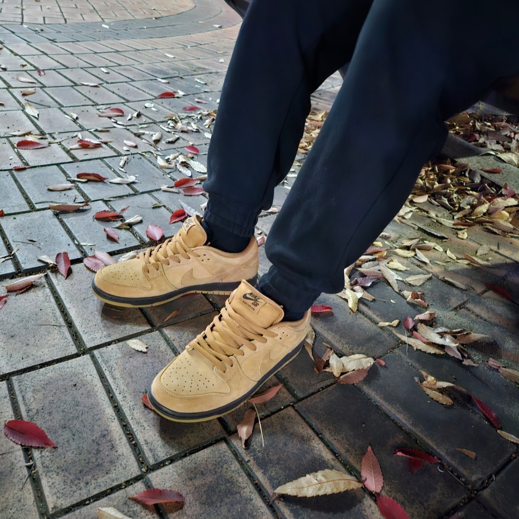 Nike SB Dunk Low Pro Wheat 2023 착용 스타일
