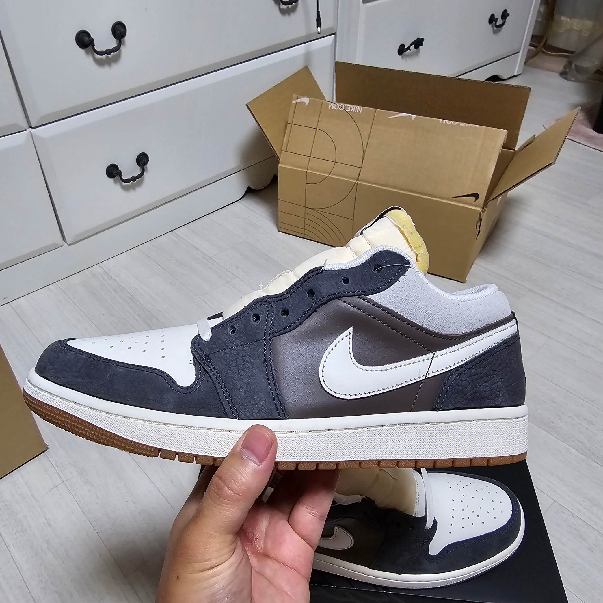 Jordan 1 Low Kkachi 착용 스타일 - 2