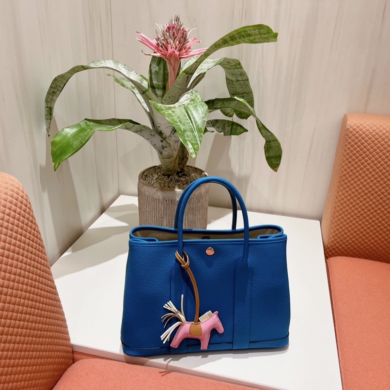 Hermes Rodeo PM Charm Milo & Mauve Sylvestre Crai Chai 착용 스타일