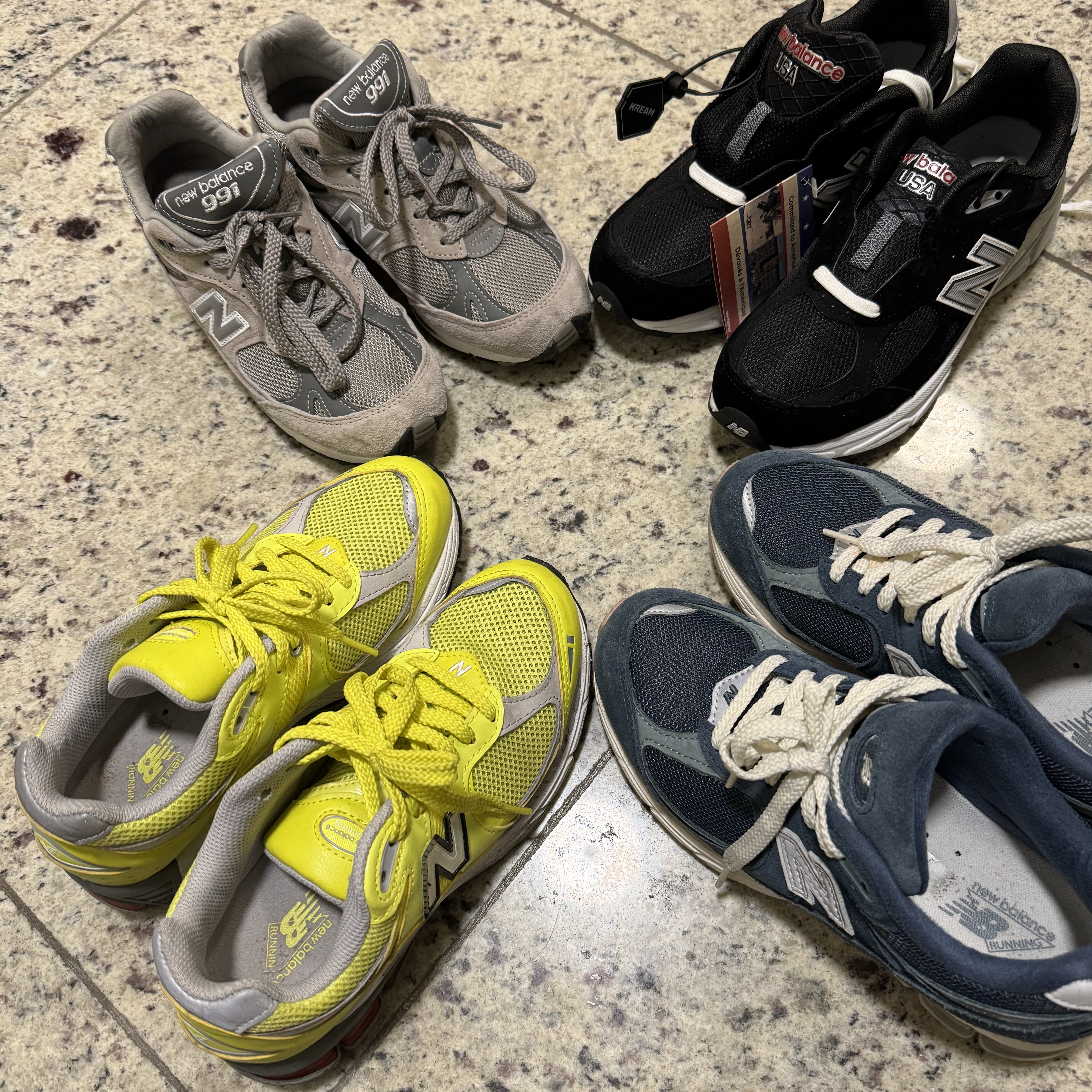 (W) New Balance 990v3 Made in USA Black White - B Standard 착용 스타일 - 5
