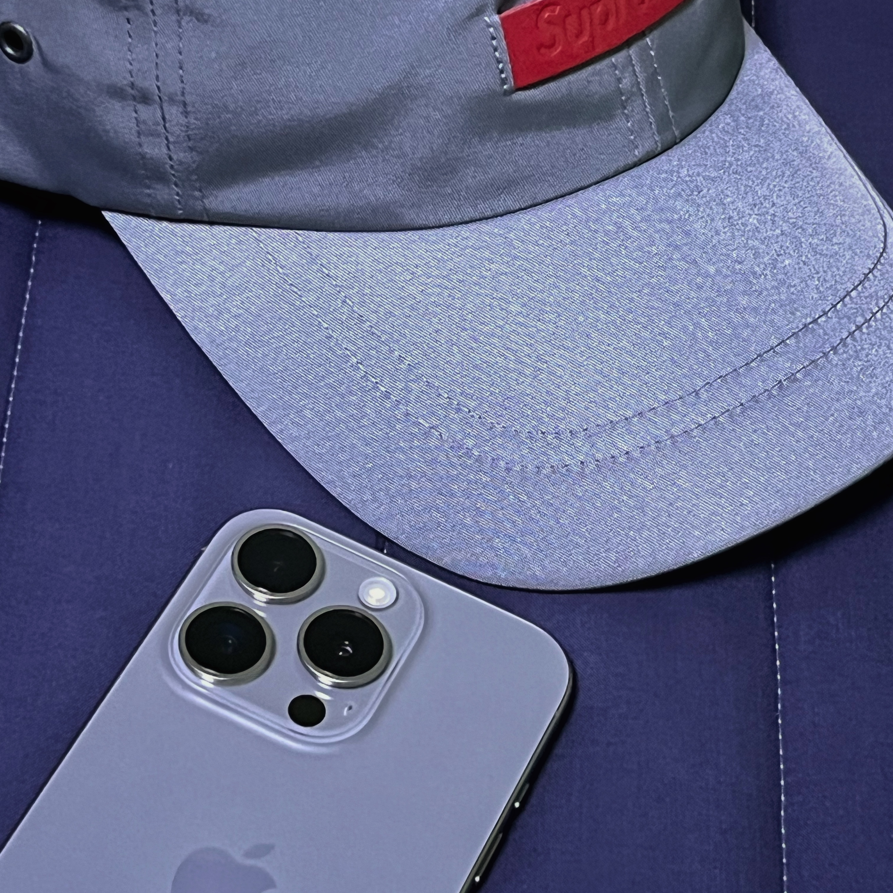 Supreme Leather Patch 6-Panel Grey - 23SS, Apple iPhone 15 Pro 256GB Natural Titanium (Korean Ver.) 착용 스타일