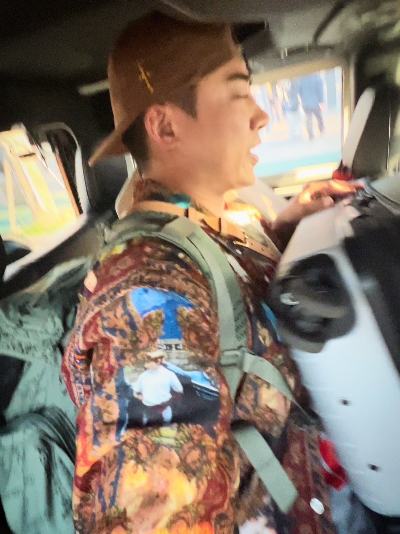 Supreme Mark Leckey Hardcore Printed Corduroy Shirt Multicolor - 23FW, Supreme Don’t Fuck Around T-Shirt Heather Grey - 22FW 착용 스타일 - 2