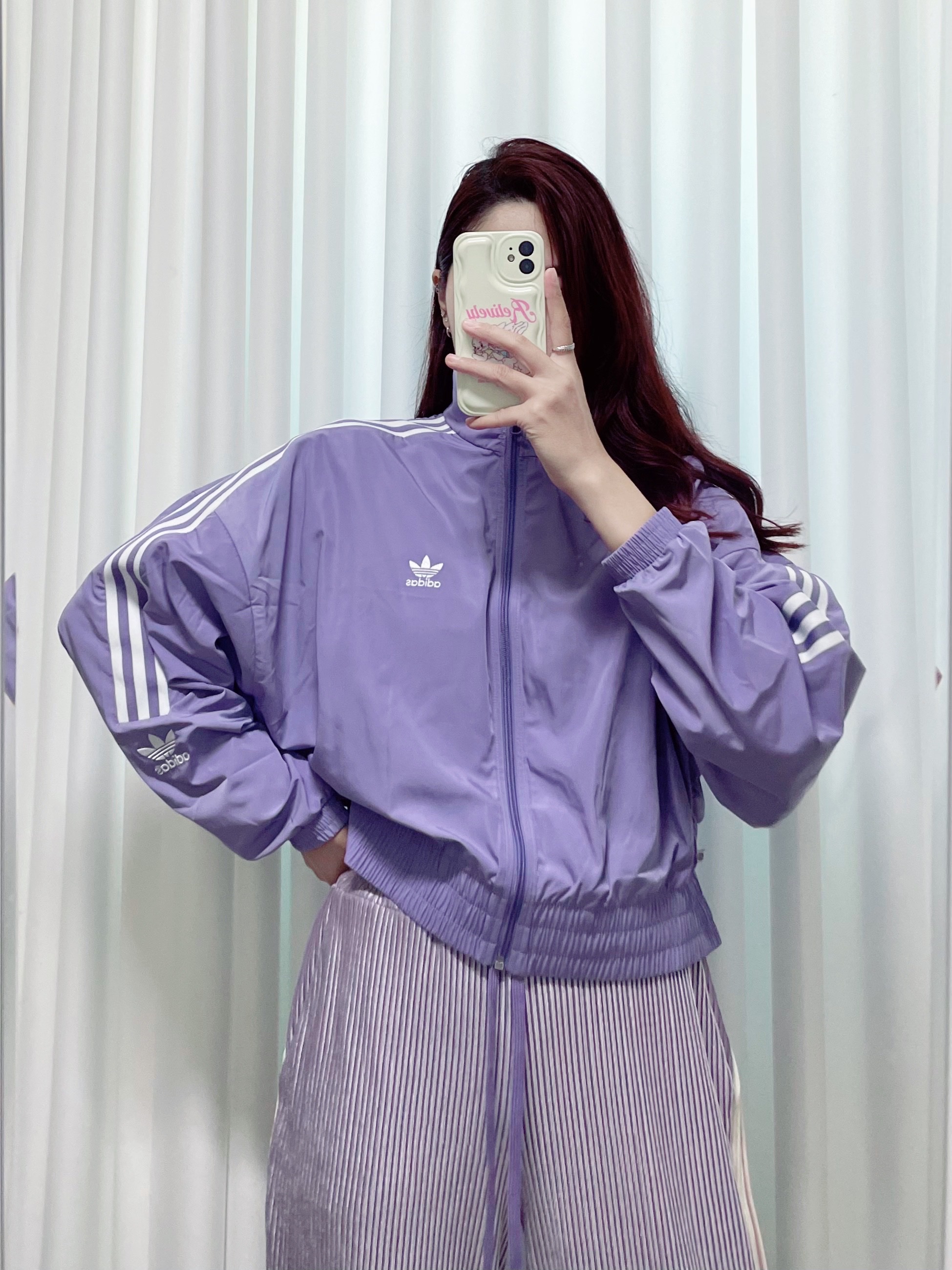 (W) Adidas Sambarose White Silver, COS Quilted Oversized Shoulder Bag Purple 착용 스타일 - 2