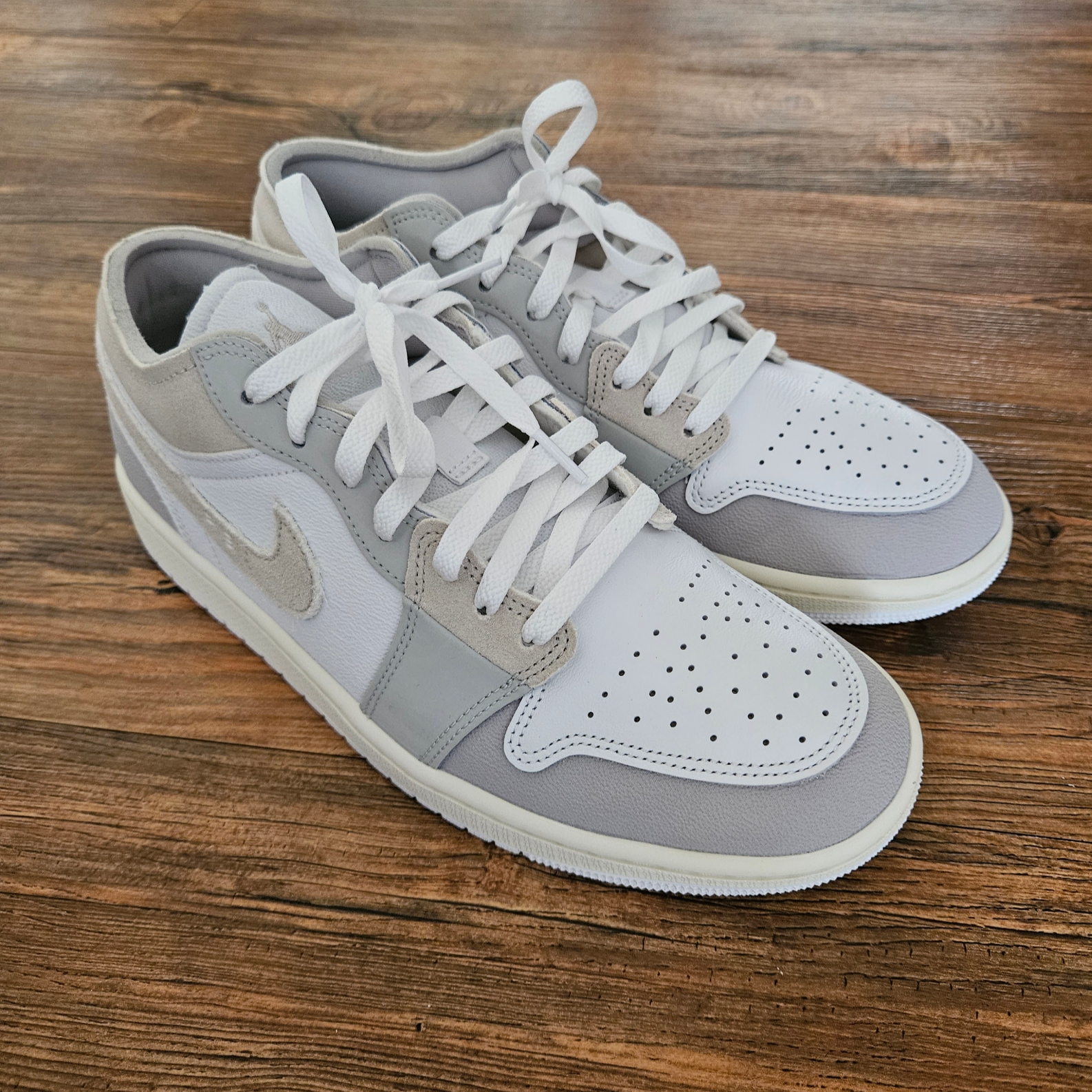 Jordan 1 Low SE Craft Tech Grey 착용 스타일