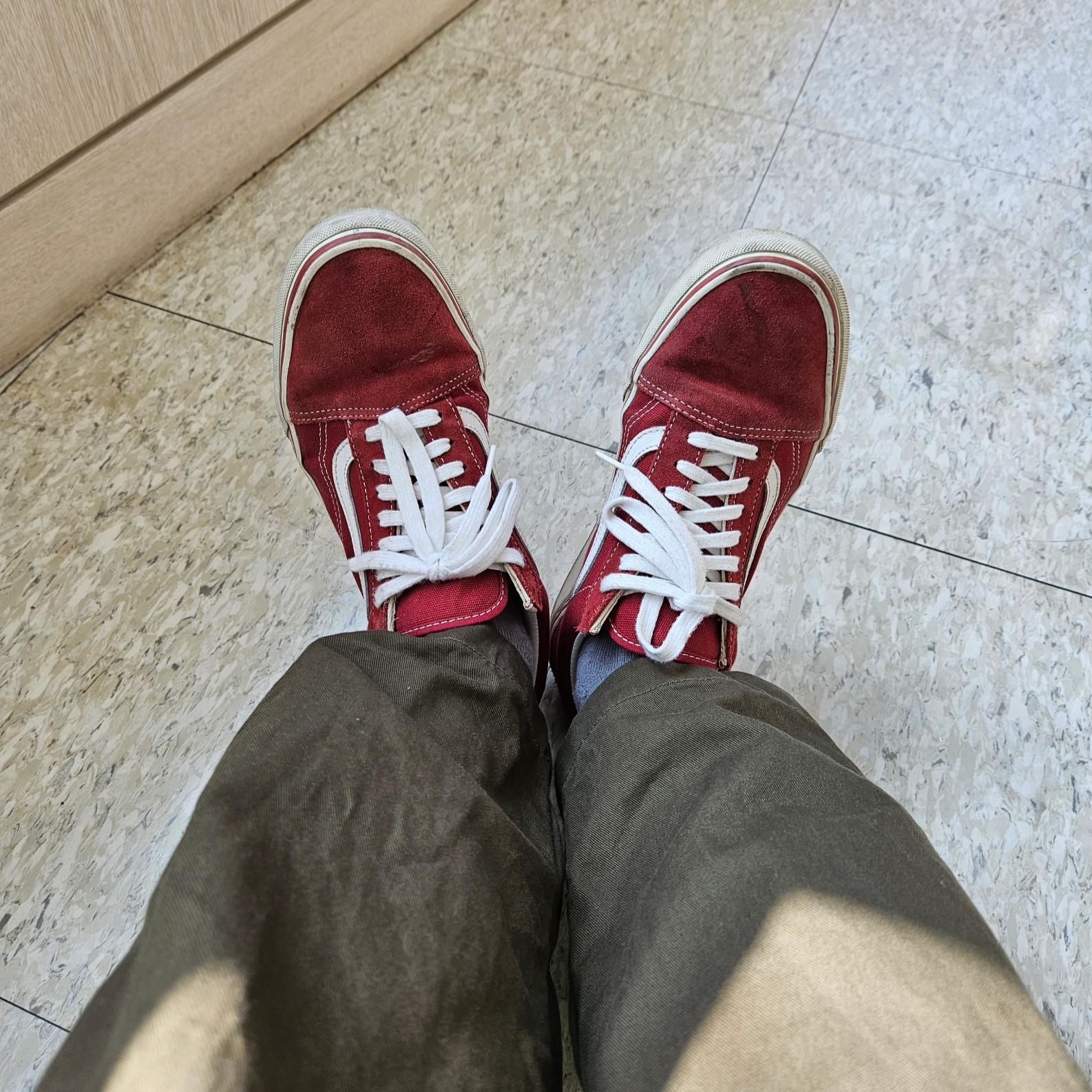 Vans Old Skool Pig Suede Tawny Port, Nike Dri-Fit ACG Goat Rocks Long Sleeve T-Shirt Moon Fossil - Asia 착용 스타일 - 4