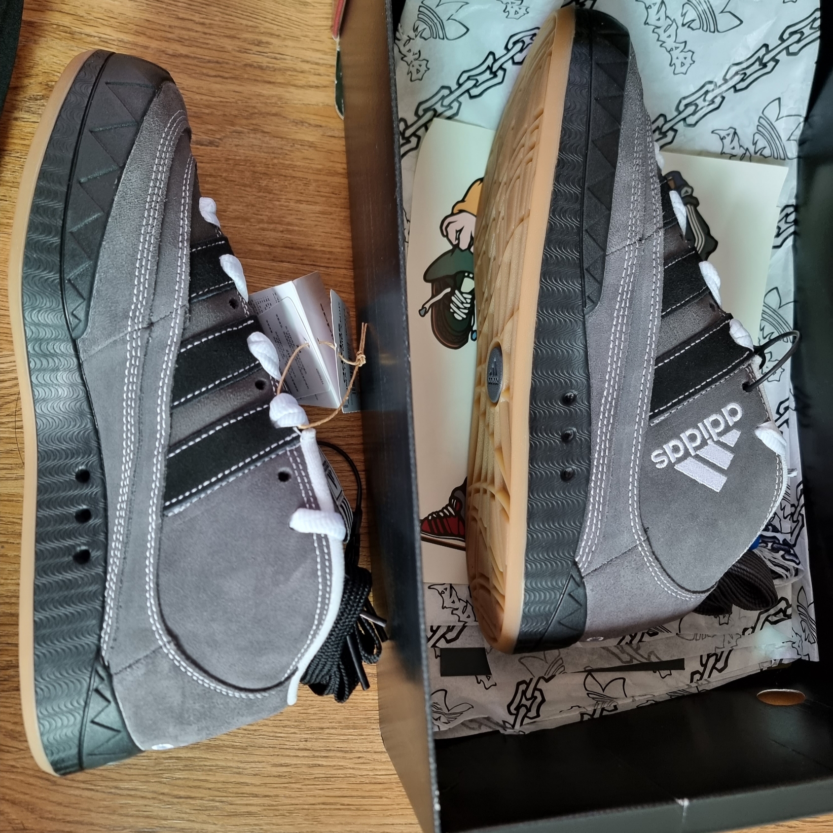 Adidas x YNuK Adimatic Mid Grey Core Black 착용 스타일 - 1