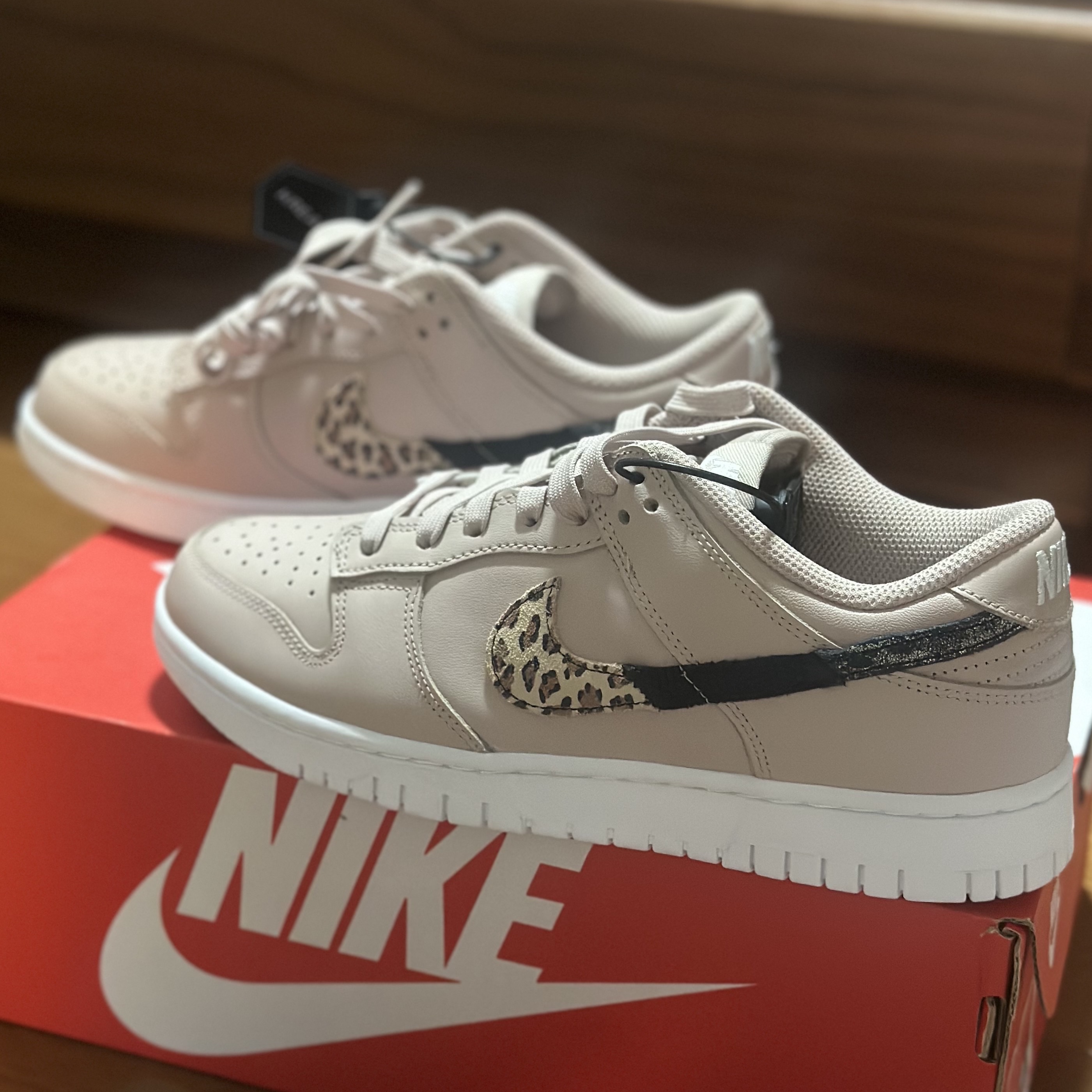 (W) Nike Dunk Low SE Primal Pink 착용 스타일
