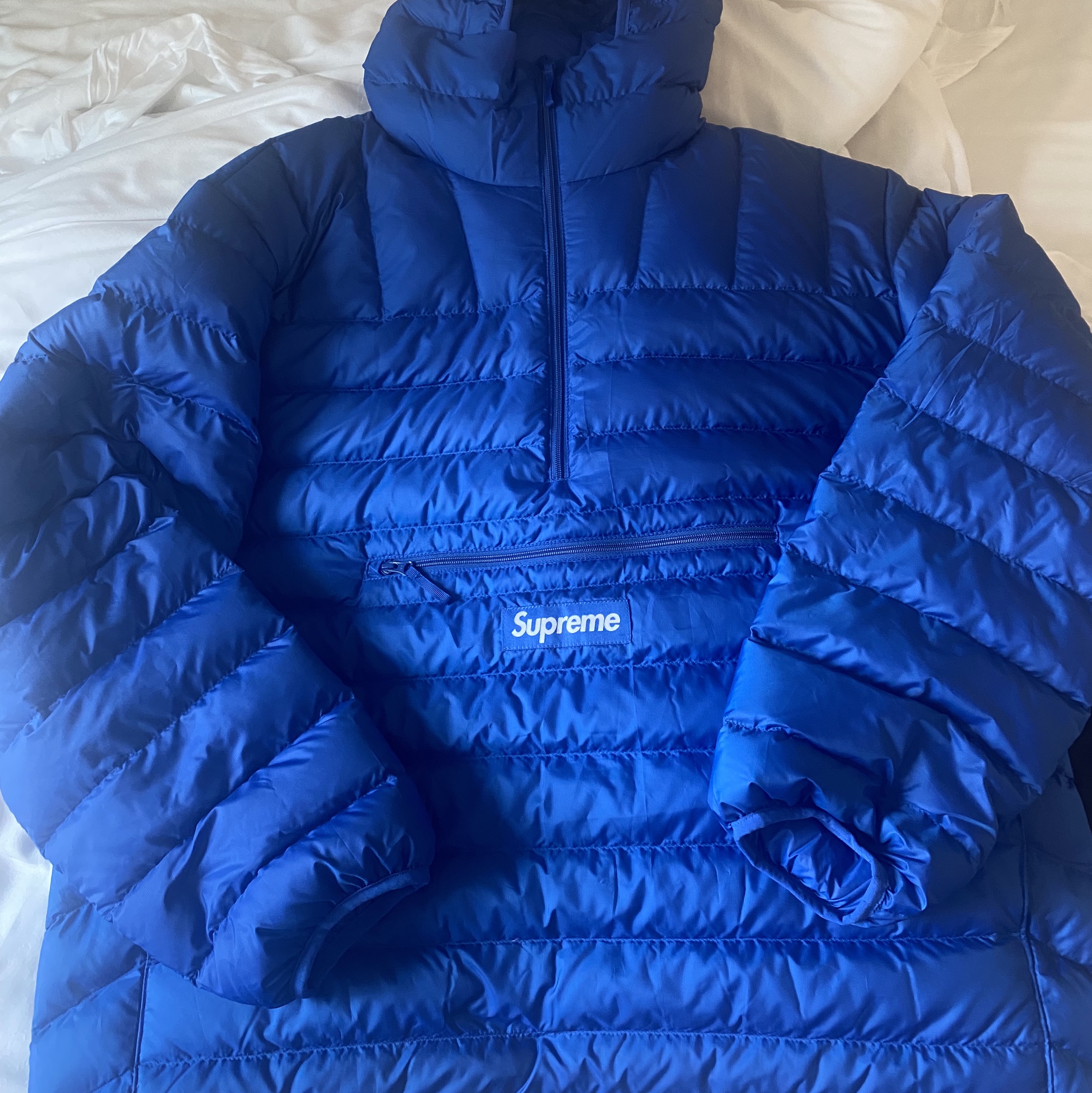 Supreme Micro Down Half Zip Hooded Pullover Royal - 23FW 착용 스타일 - 1