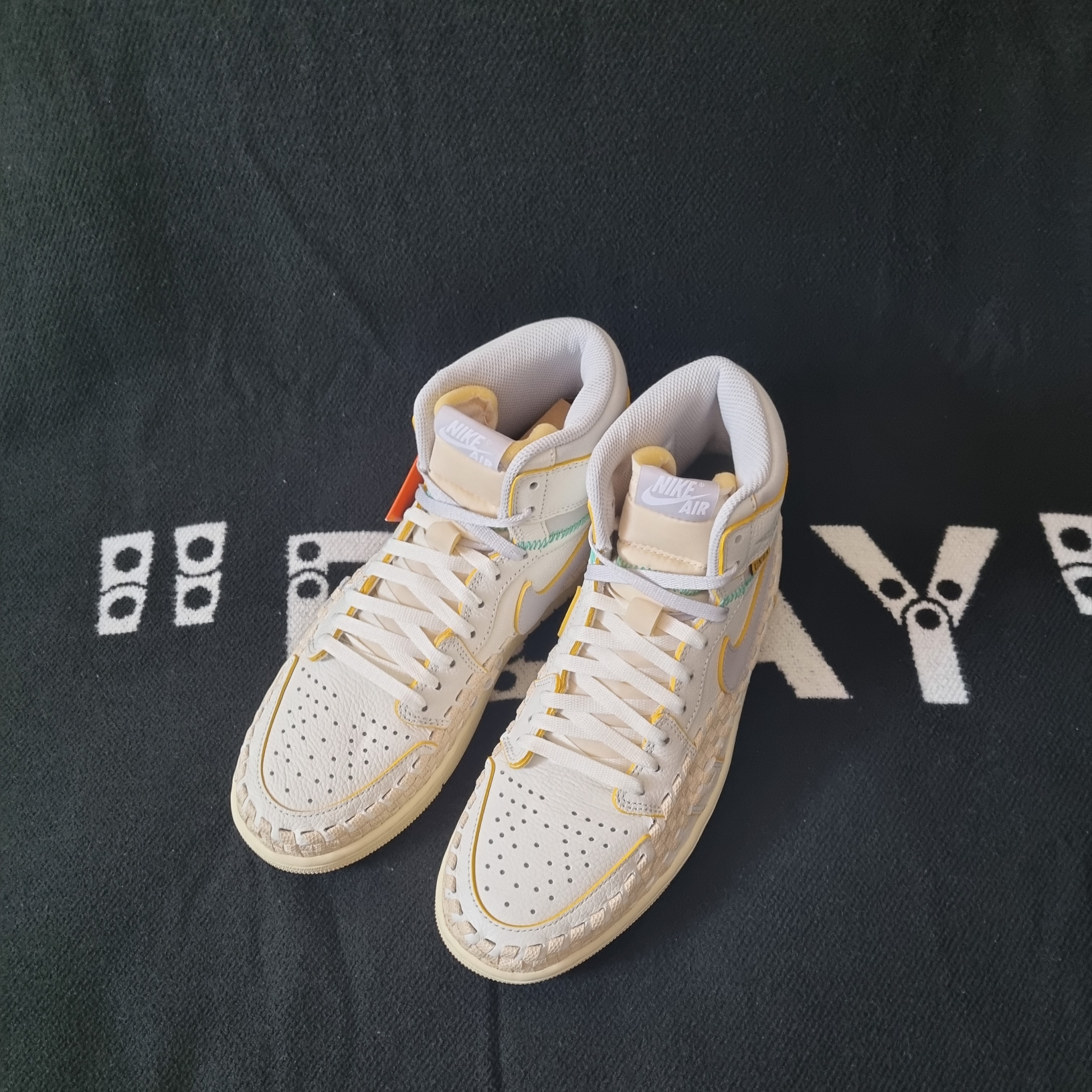 Jordan 1 x Bephies Beauty Supply x Union Retro High OG SP Summer '96 착용 스타일 - 1