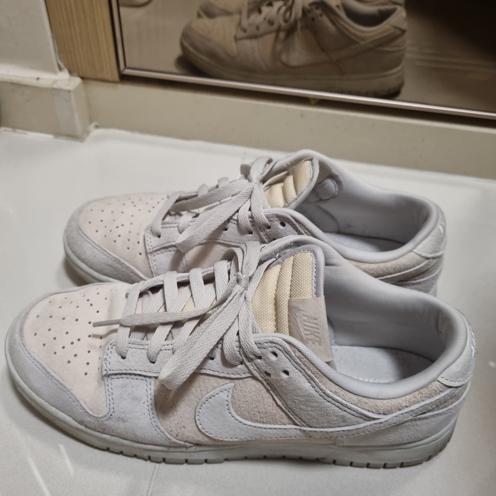 Nike Dunk Low Retro PRM Vast Grey 착용 스타일