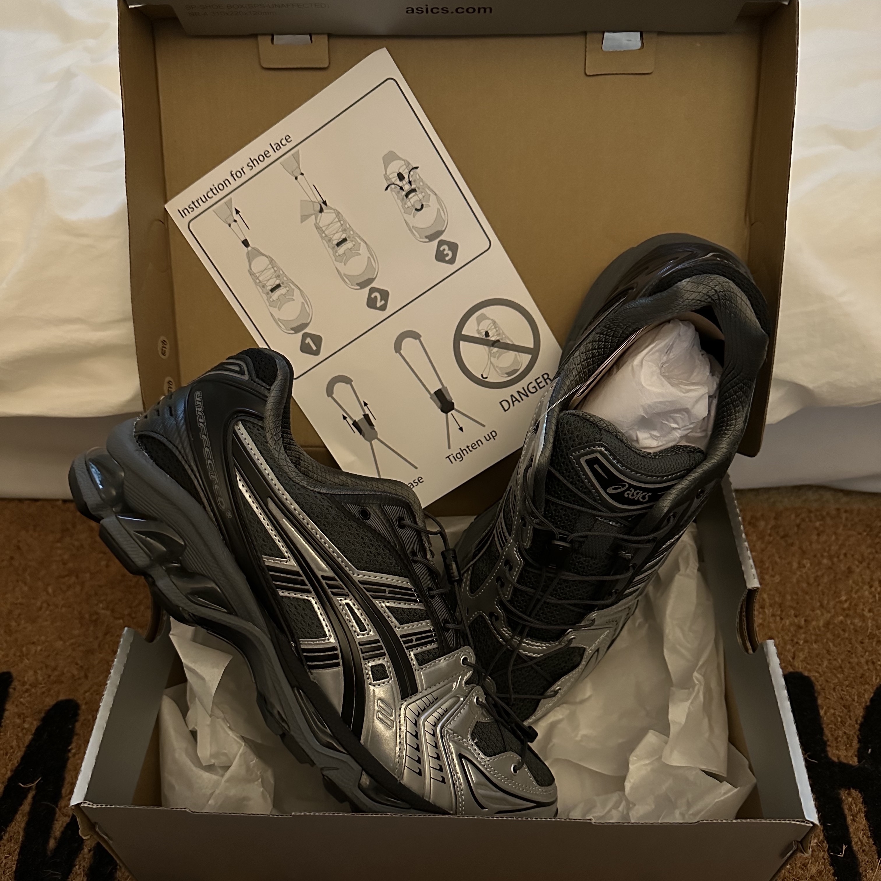 Asics x Unaffected Gel-Kayano 14 Silver Moon 착용 스타일