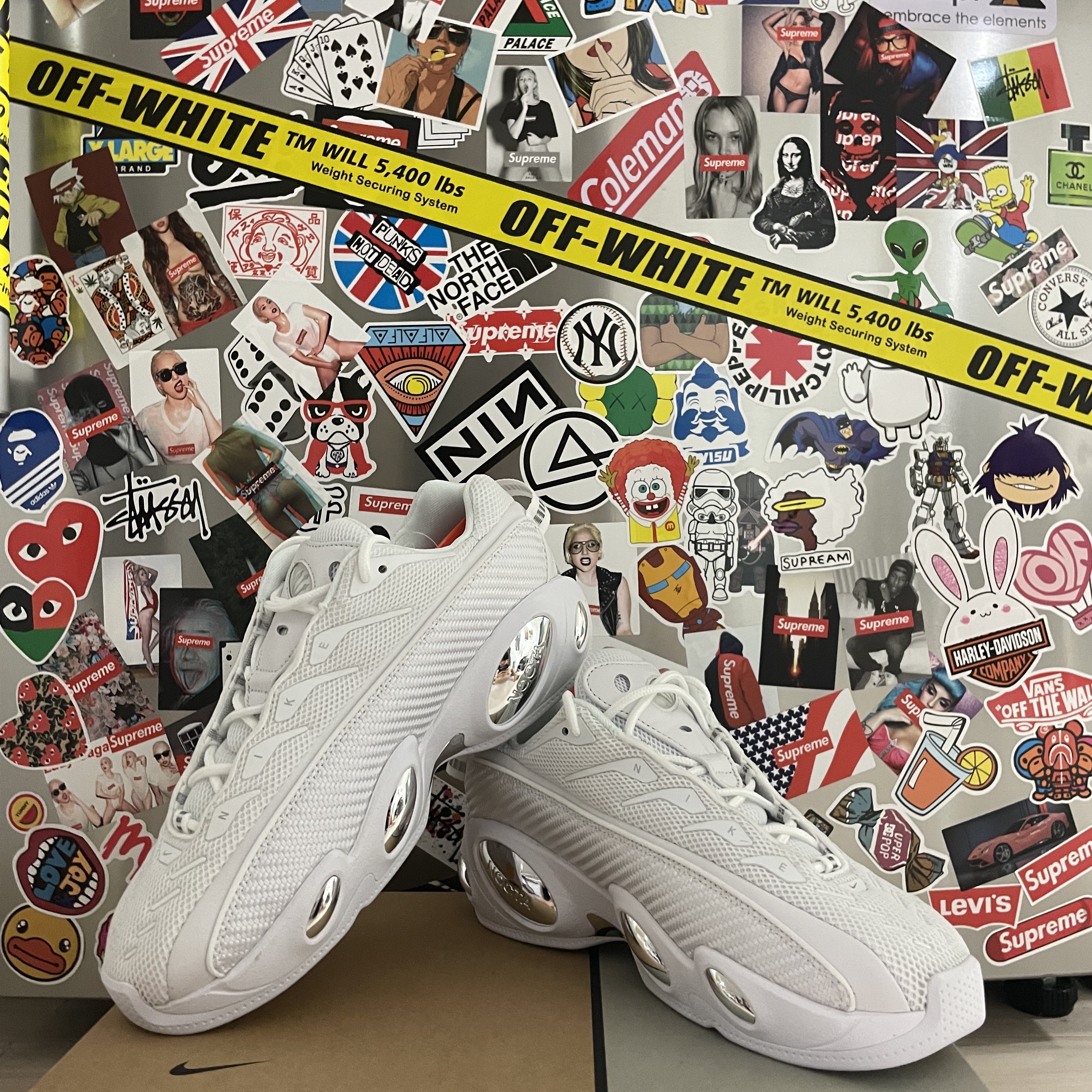 Nike x Drake Nocta Glide Triple White 착용 스타일 - 1