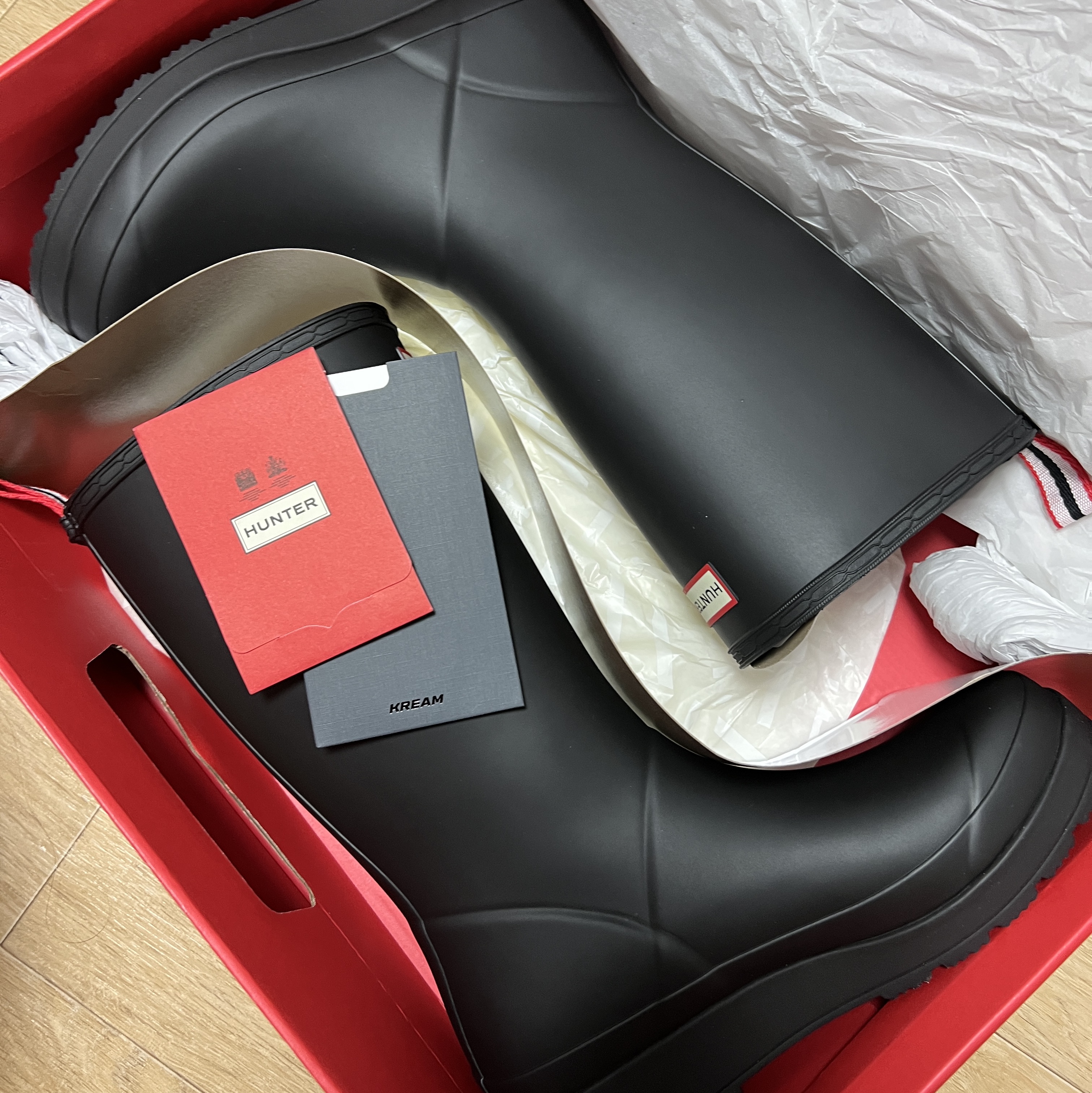(W) Hunter Play Tall Wellington Rain Boots Black 착용 스타일
