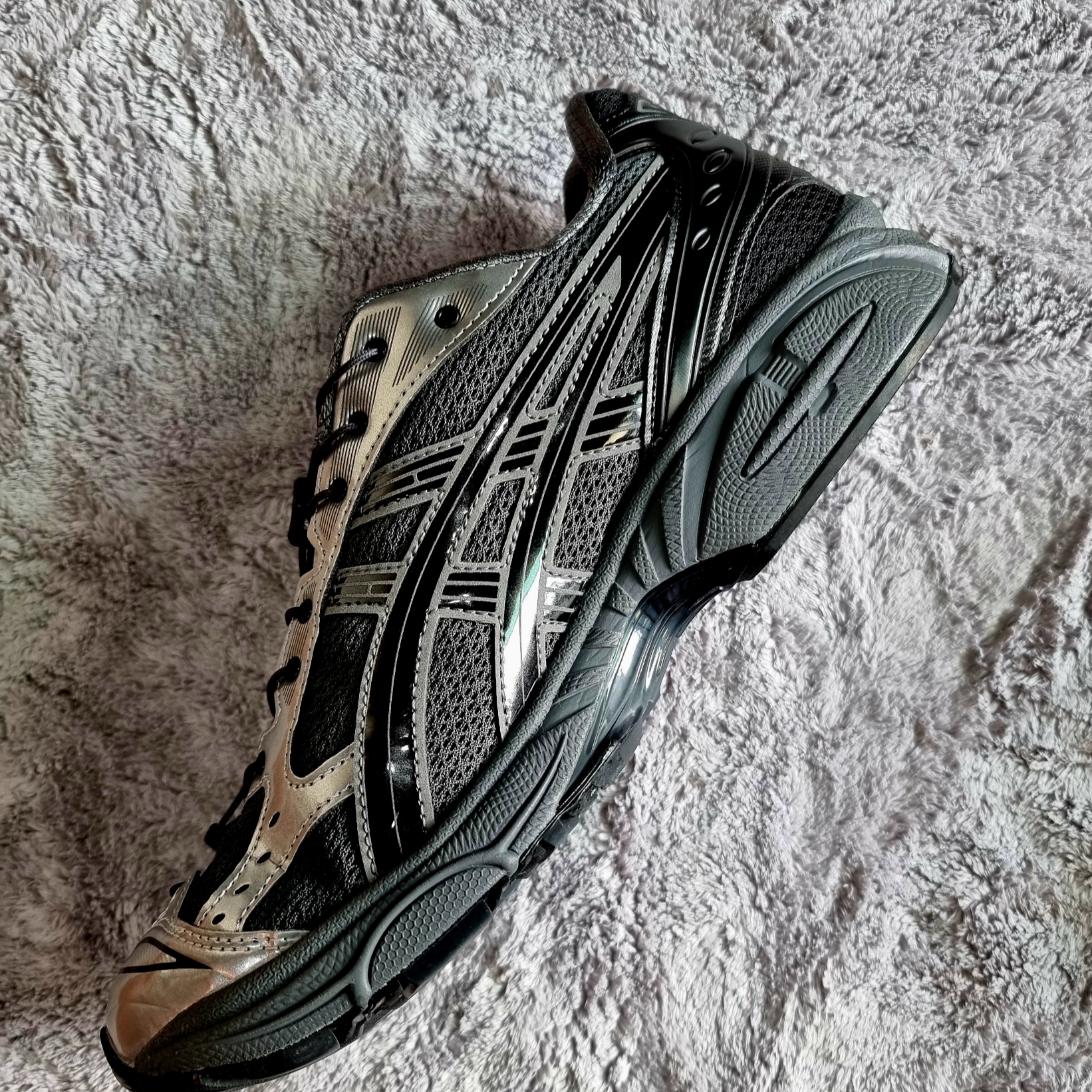 Asics x Unaffected Gel-Kayano 14 Silver Moon, Asics UB1-S Gel-Kayano 14 Piedmont Grey 착용 스타일 - 1