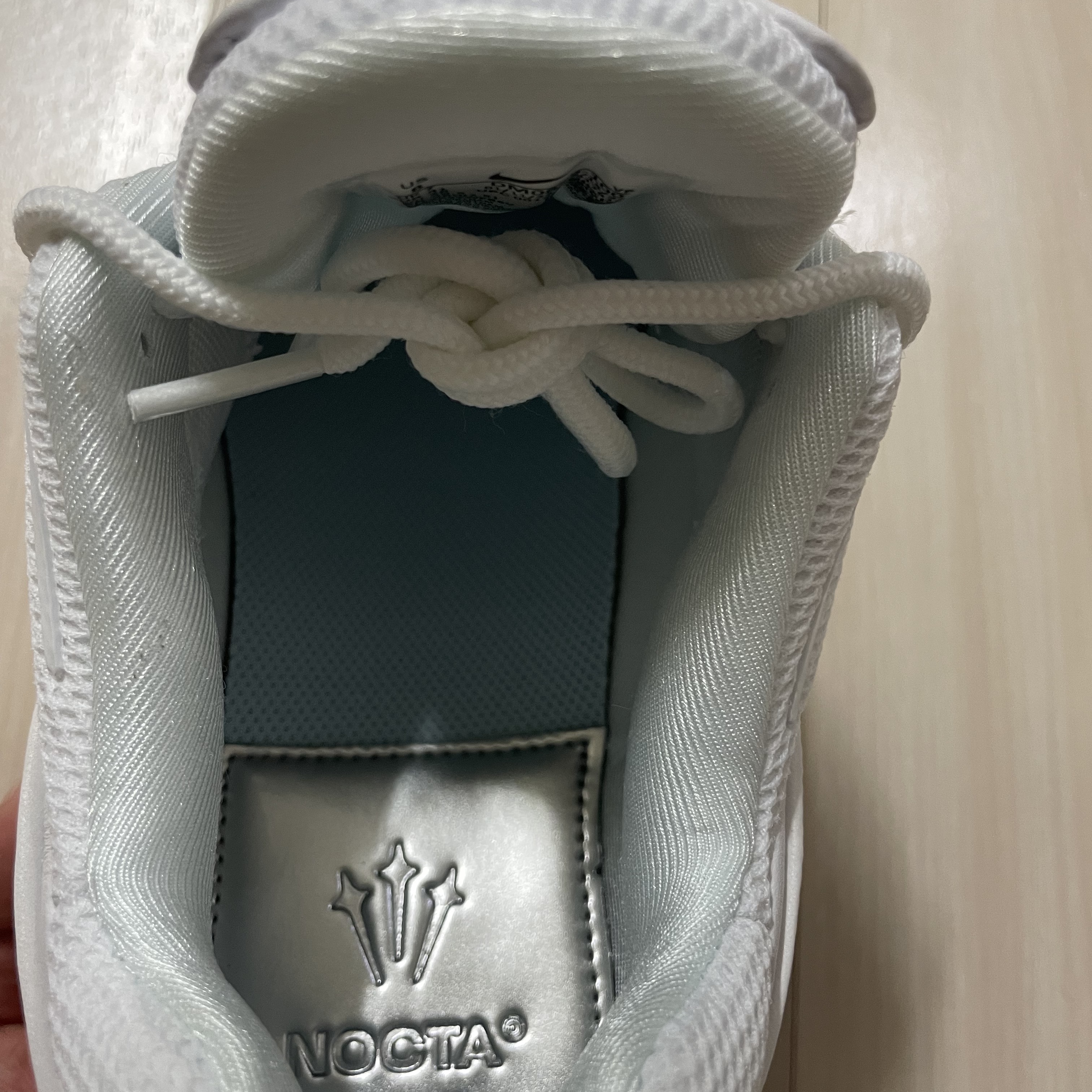 Nike x Drake Nocta Glide Triple White 착용 스타일 - 4
