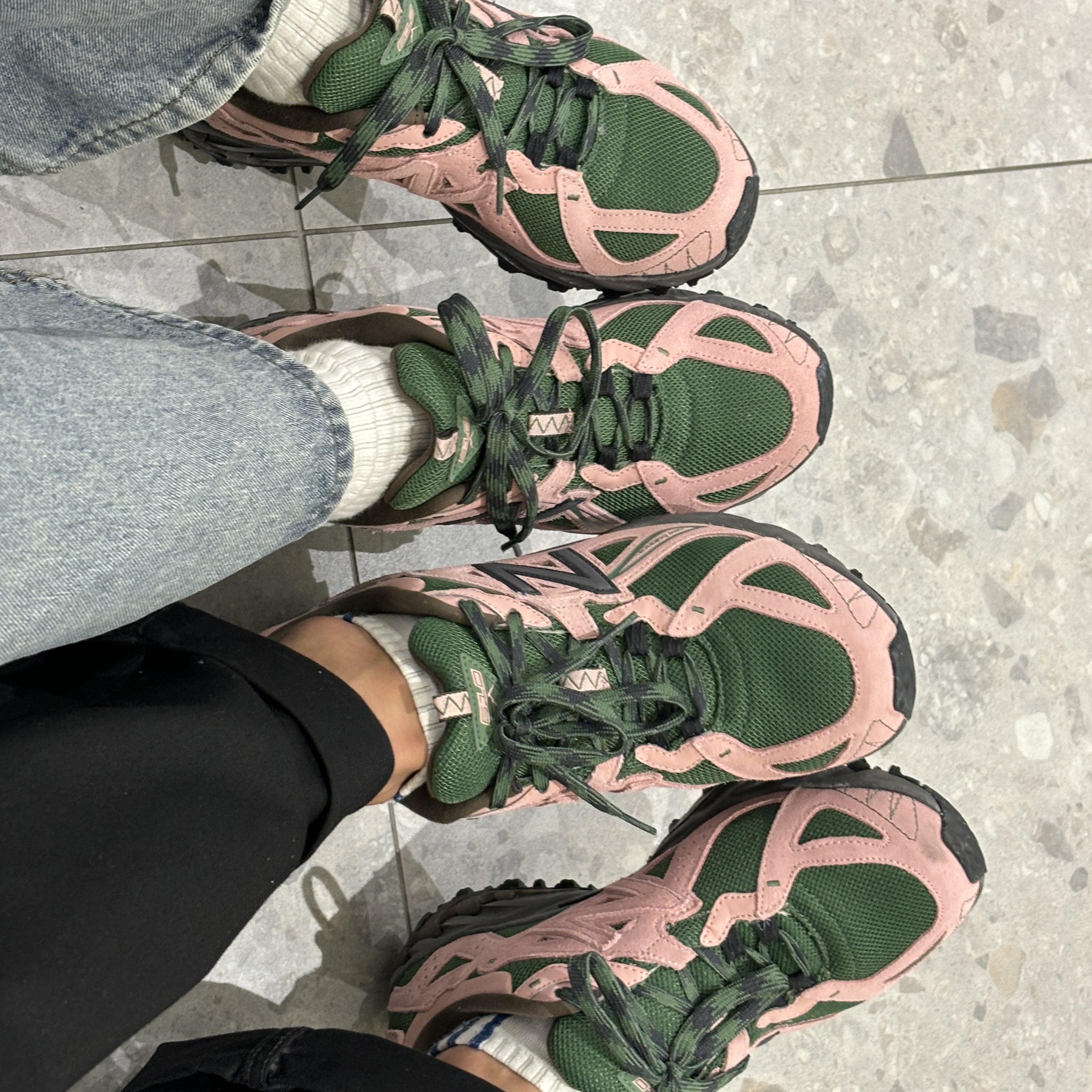 New Balance ML610T Pink Moon - D Standard 착용 스타일