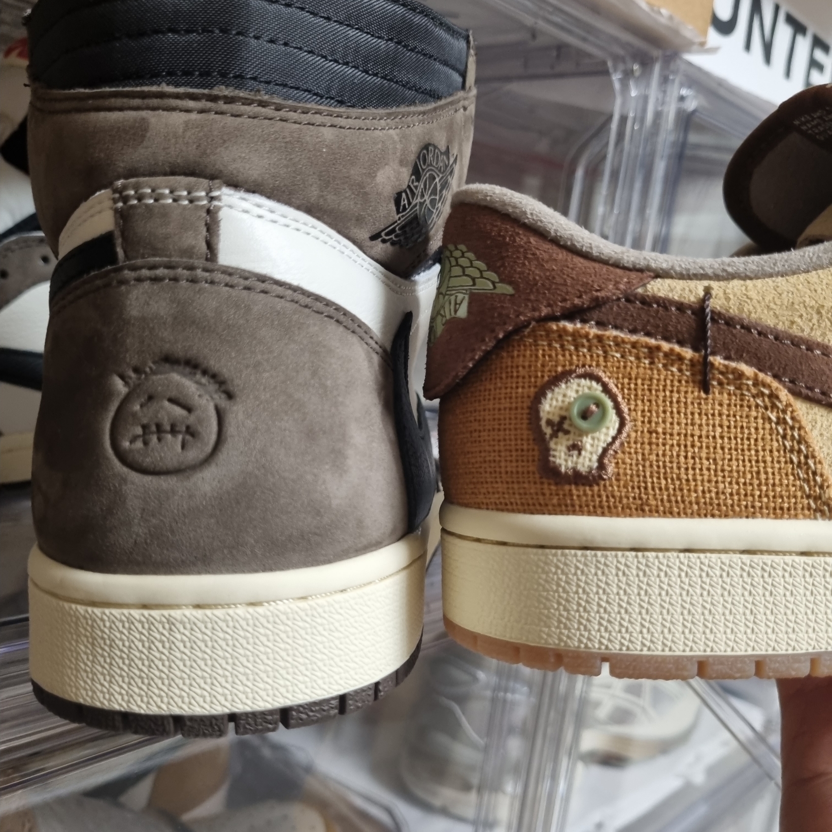 Jordan 1 x Zion Williamson Retro Low OG Flax and Oil Green, Jordan 1 x Travis Scott Retro High OG SP Mocha 착용 스타일 - 2