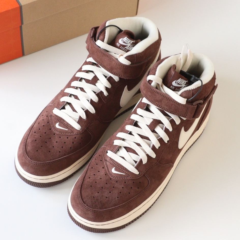 Nike Air Force 1 Mid '07 QS Chocolate 착용 스타일 - 2