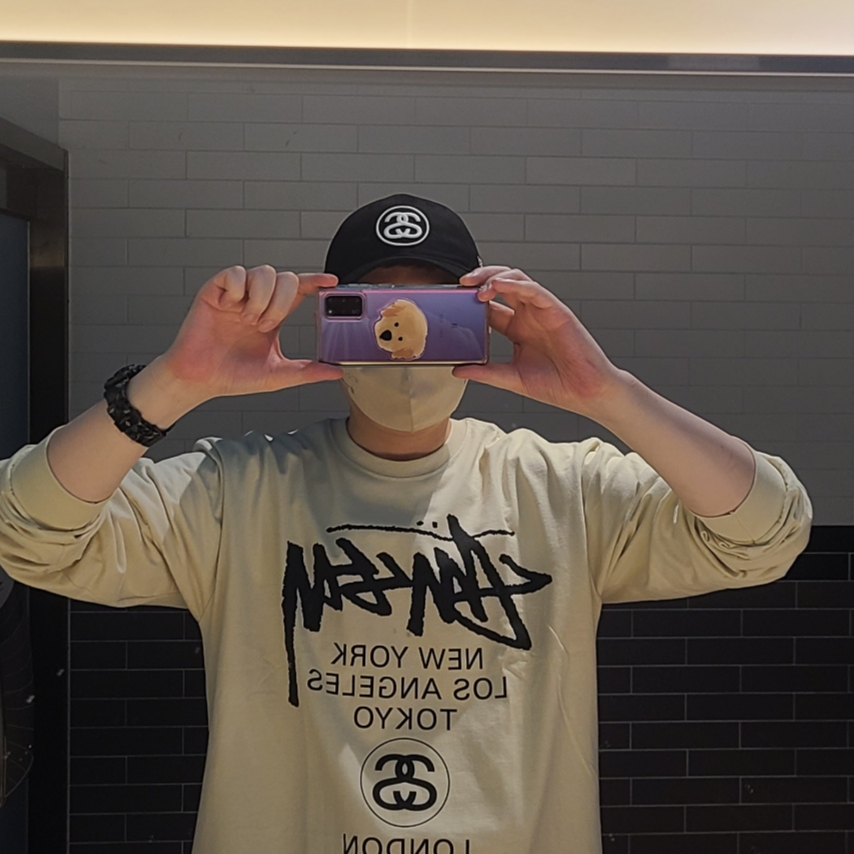 Stussy SS Link 9Twenty Cap Black, Stussy World Tour LS T-Shirt Putty 착용 스타일