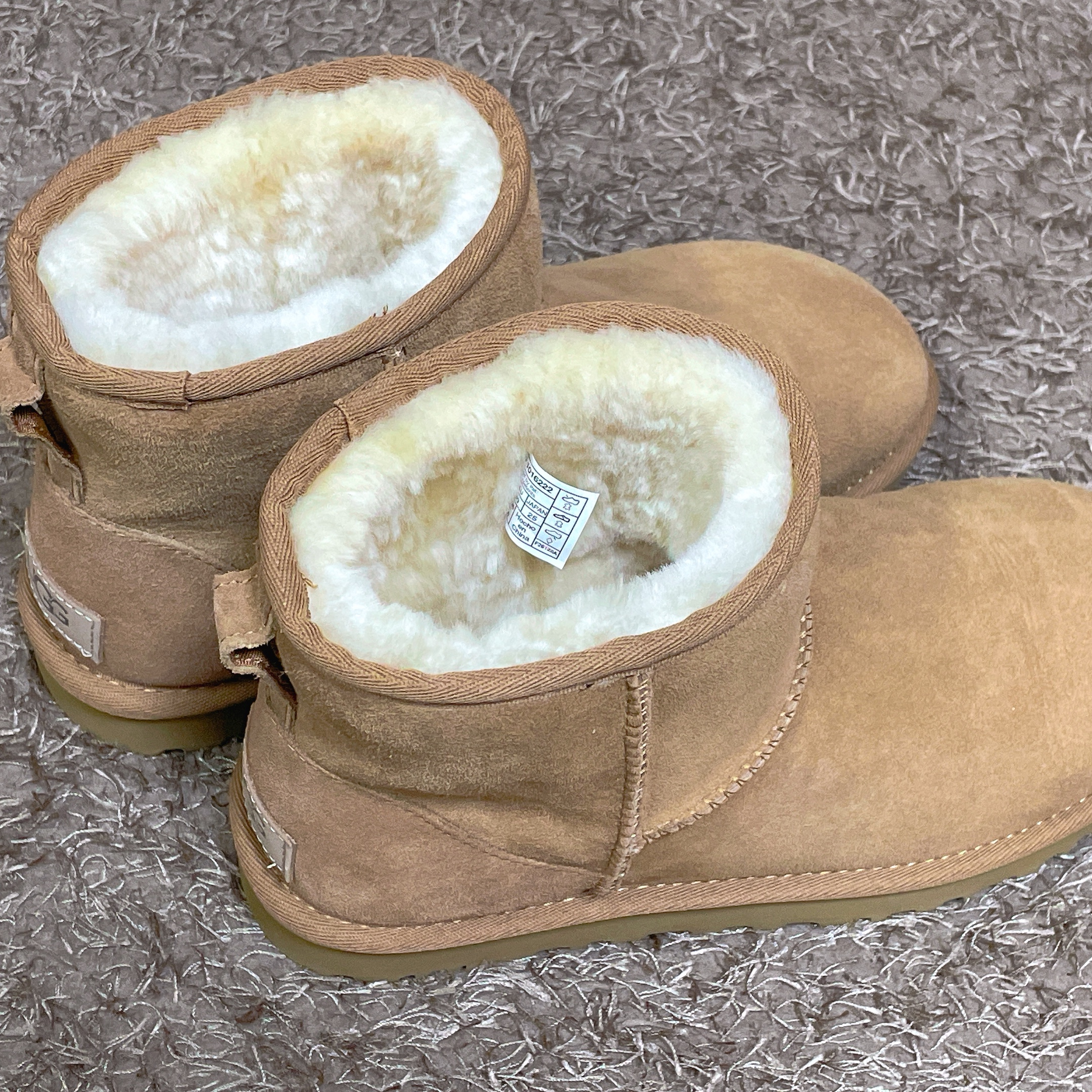 (W) UGG Classic Mini II Boots Chestnut 착용 스타일