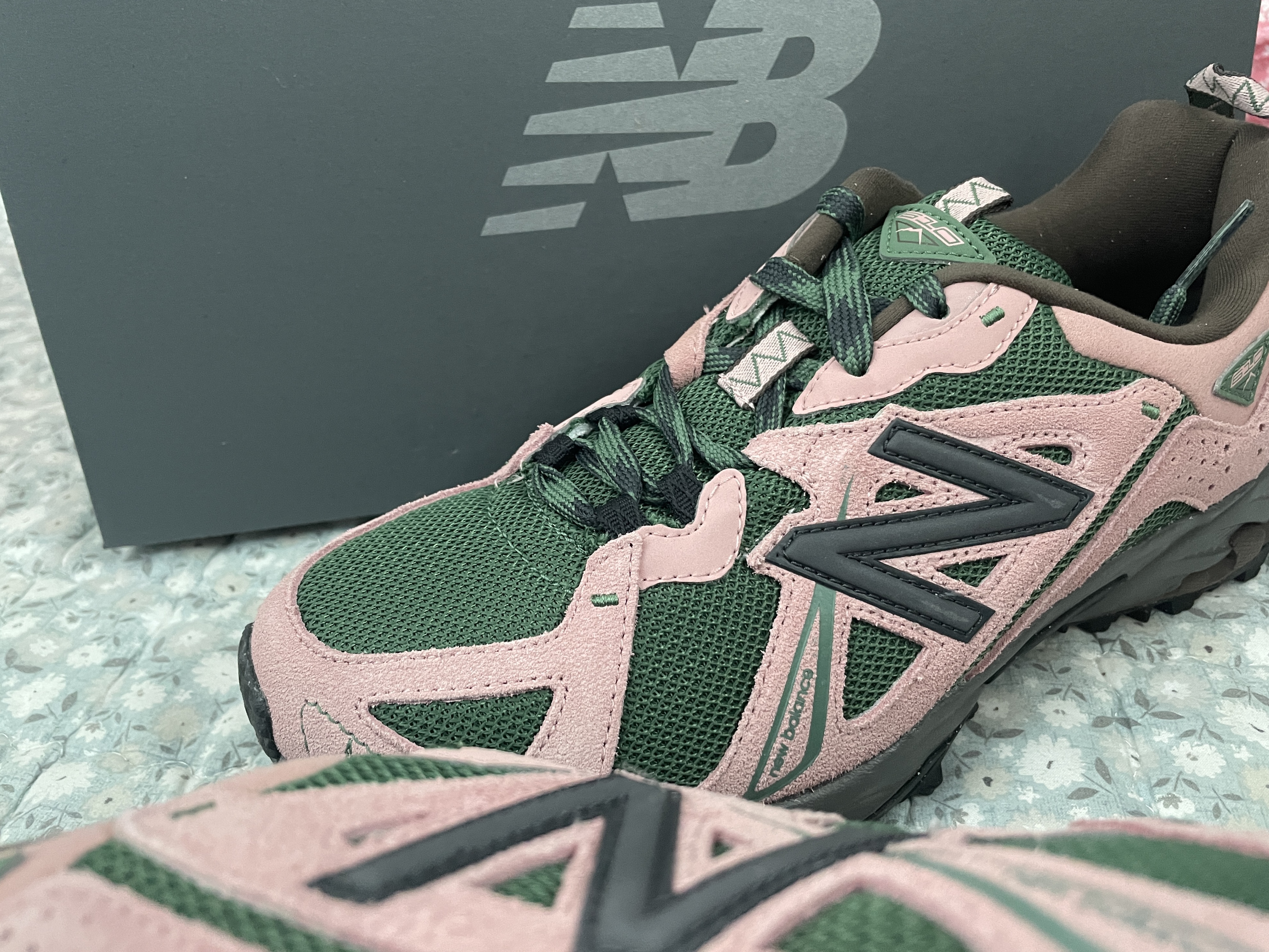New Balance ML610T Pink Moon - D Standard 착용 스타일 - 2