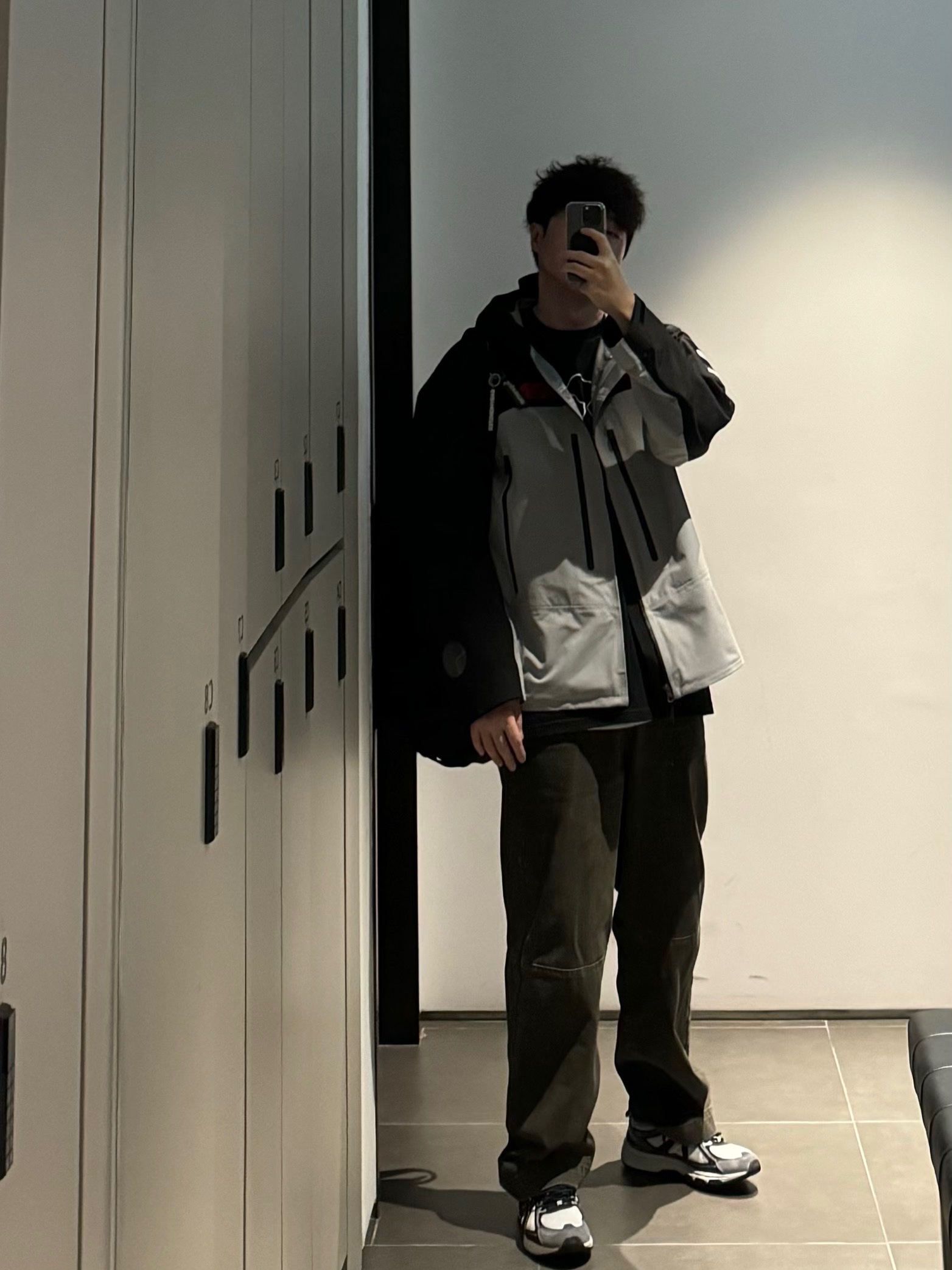 Asics Gel-Venture 6 SPS Glacier Grey, Supreme x The North Face Taped Seam Shell Jacket Grey - 22FW 착용 스타일