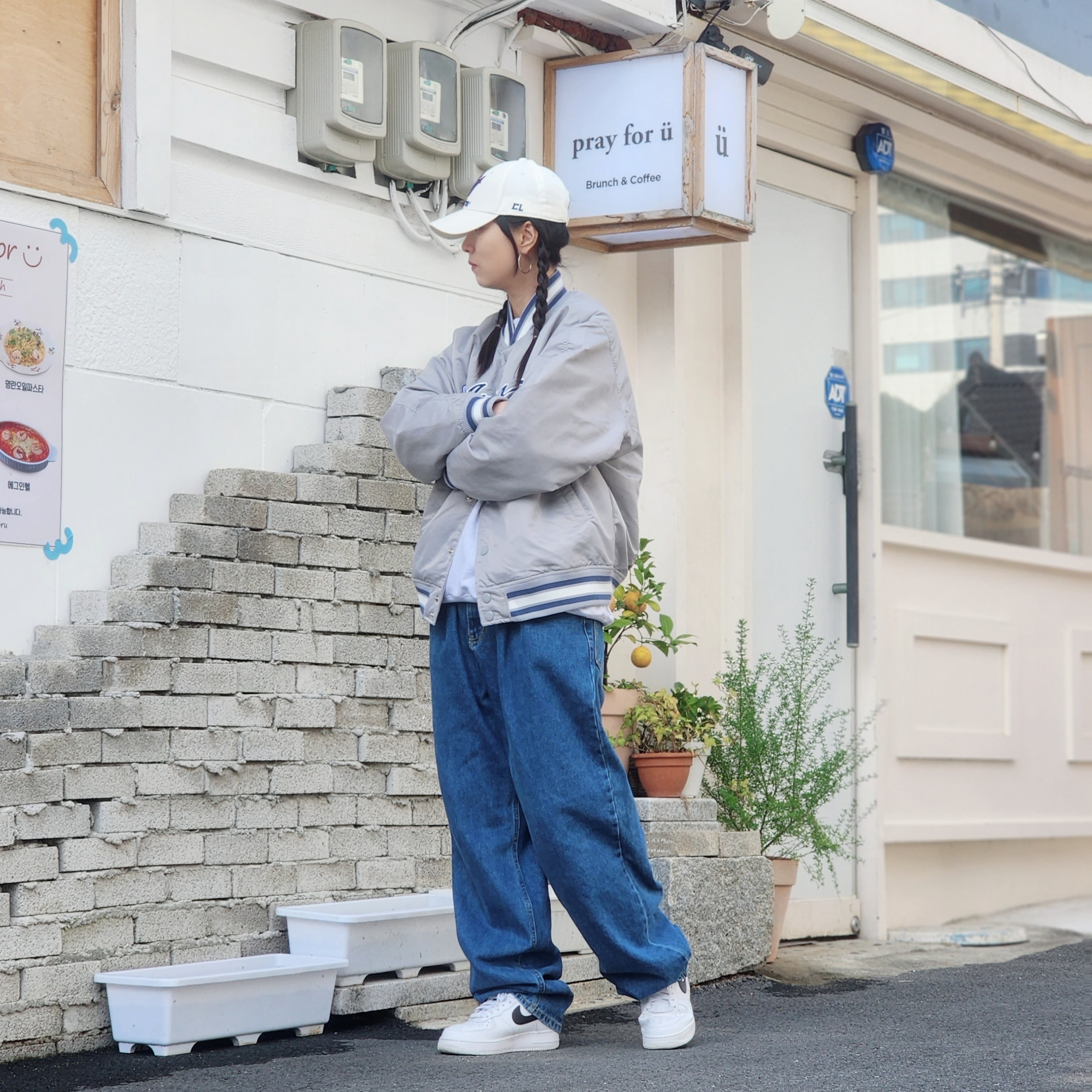 Nike Air Force 1 '07 White Black, (W) Nike Air Force 1 '07 White Black 착용 스타일 - 3