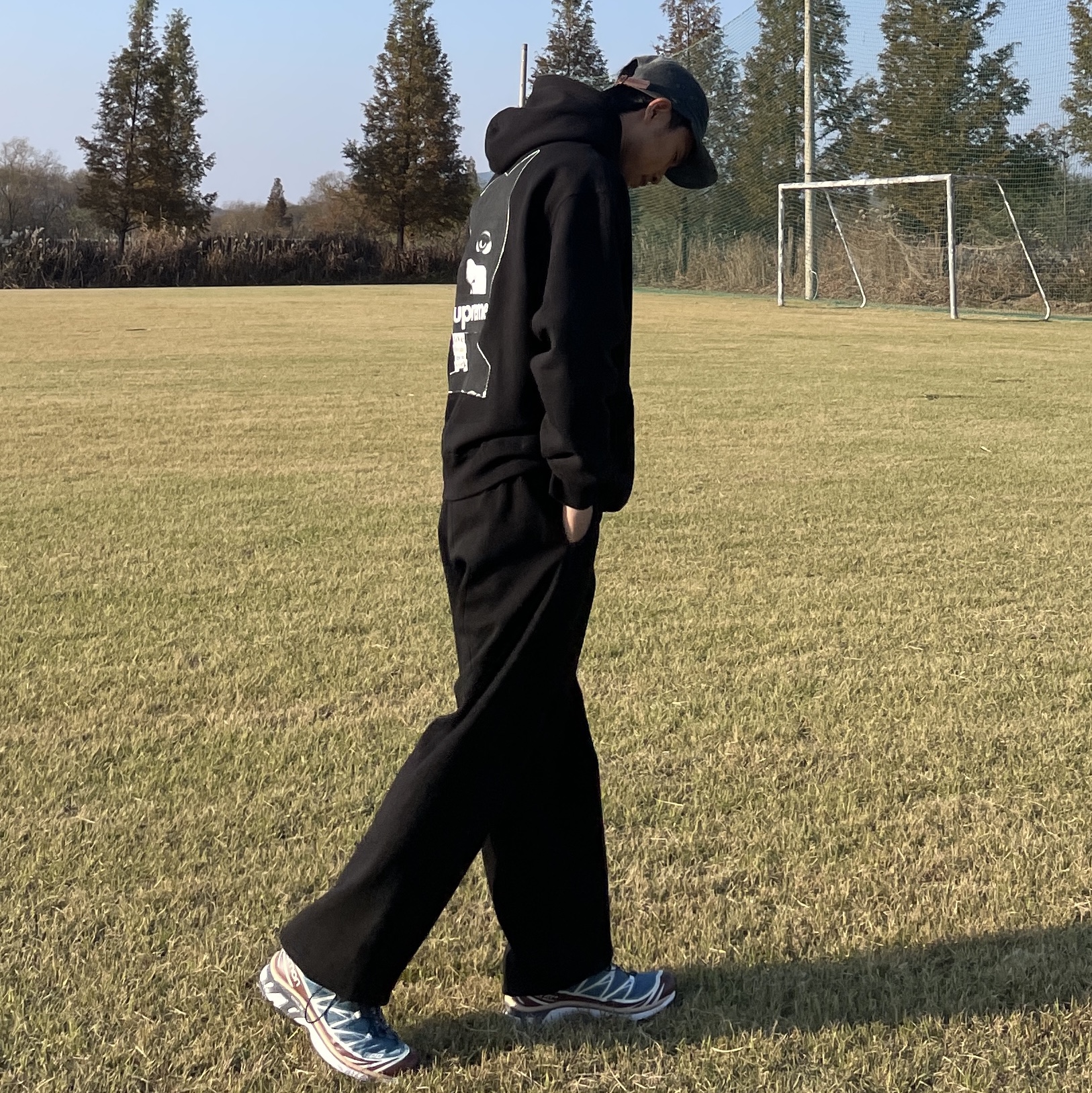 Supreme Catwoman Hooded Sweatshirt Black - 23FW, Supreme Corduroy Camp Cap Grey - 23FW 착용 스타일