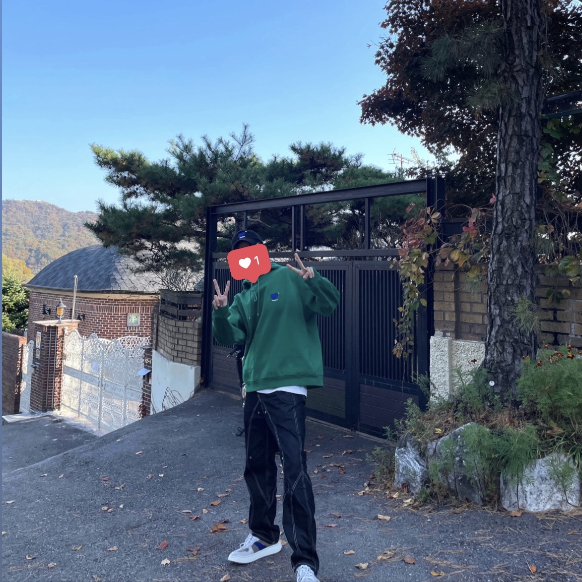 Ader Error Log; baus Gray, Ader Error Twin Heart Logo Cap Black 착용 스타일 - 2
