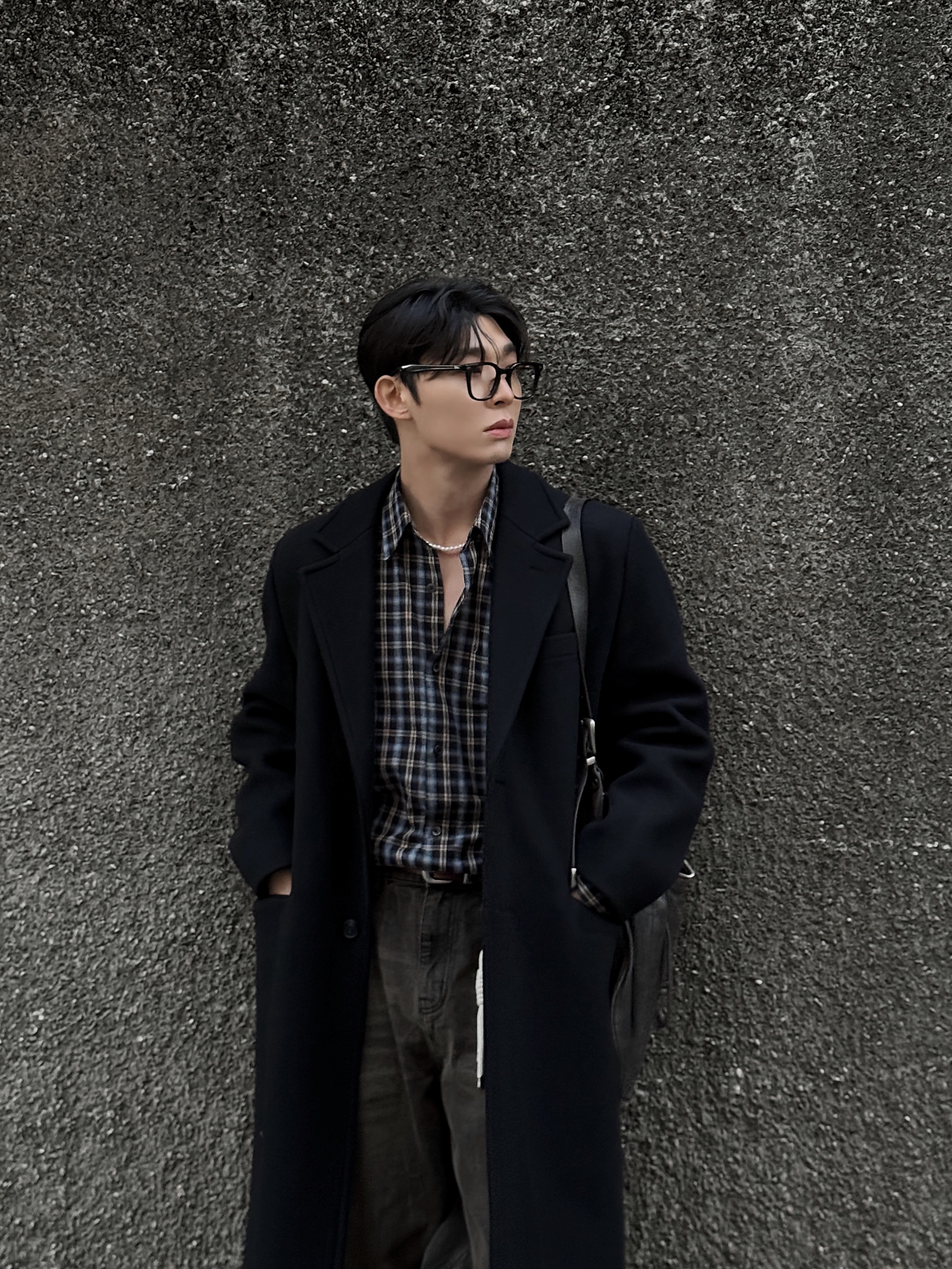 Millo Archive Reflect Curved Pants Washed Brown 착용 스타일 - 3
