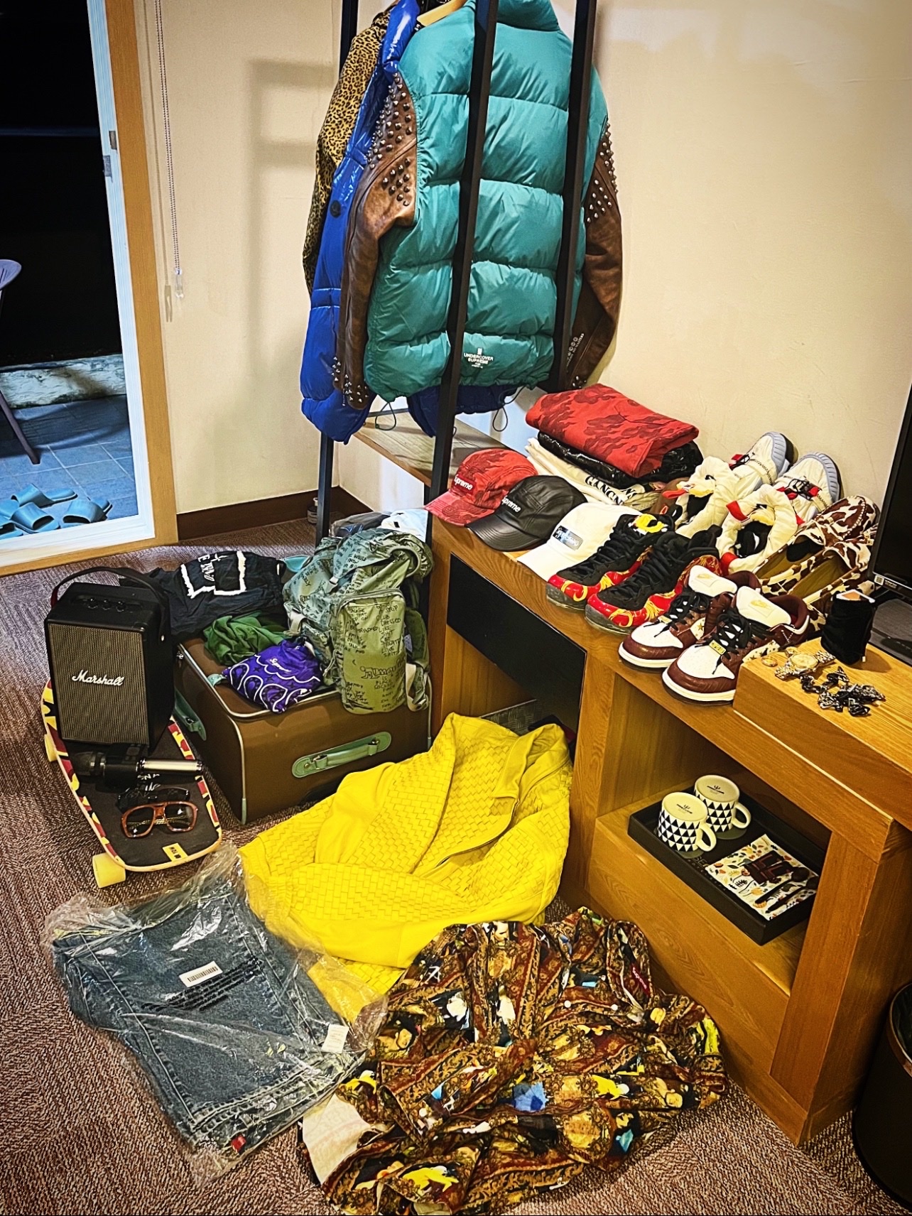 Supreme Woven Leather Varsity Jacket Yellow - 23FW, Moncler x Adidas Chambery Short Down Jacket Blue - 23FW 착용 스타일 - 2