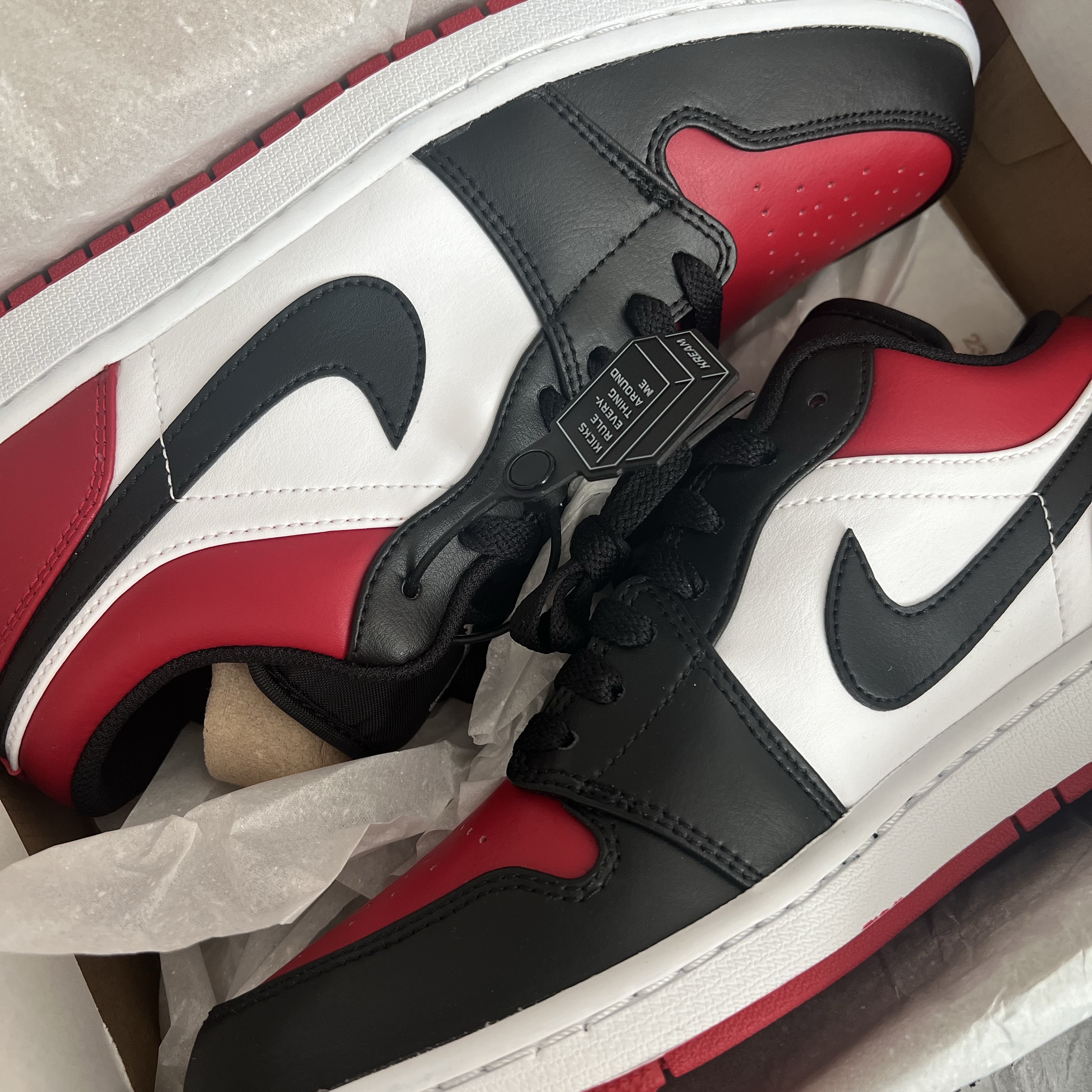 Jordan 1 Low Bred Toe 착용 스타일