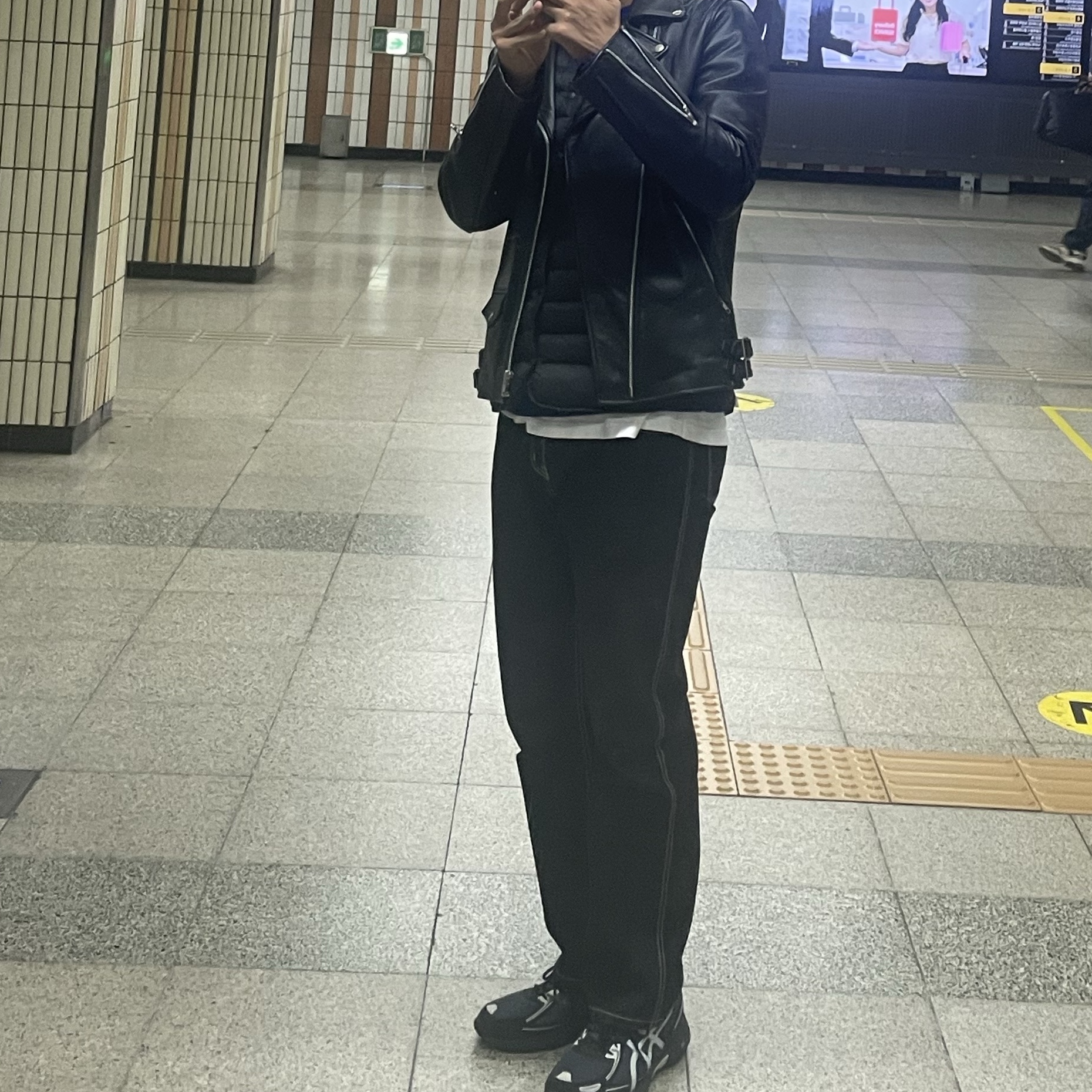 Asics Gel-Venture 6 Carrier Grey 착용 스타일